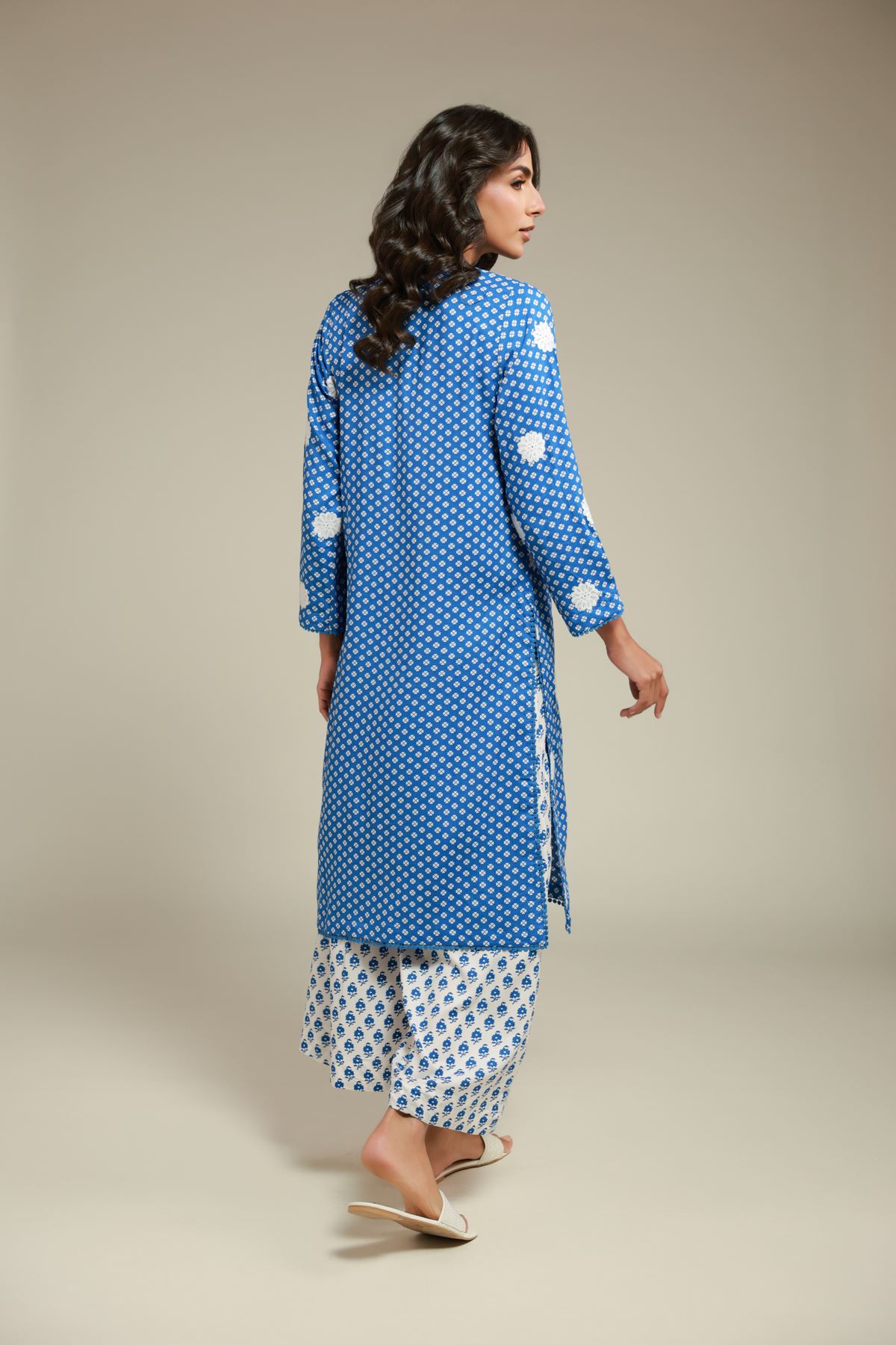 Embroidered Viscose Kurta - 1-26-102-A-H-VG