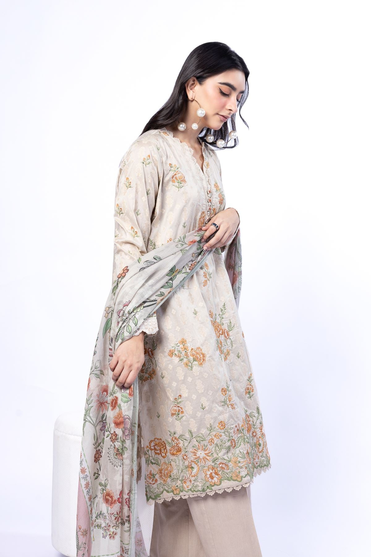 Embroidered Broshia Tailored 3 Piece - T-A22-26-107FG-VG