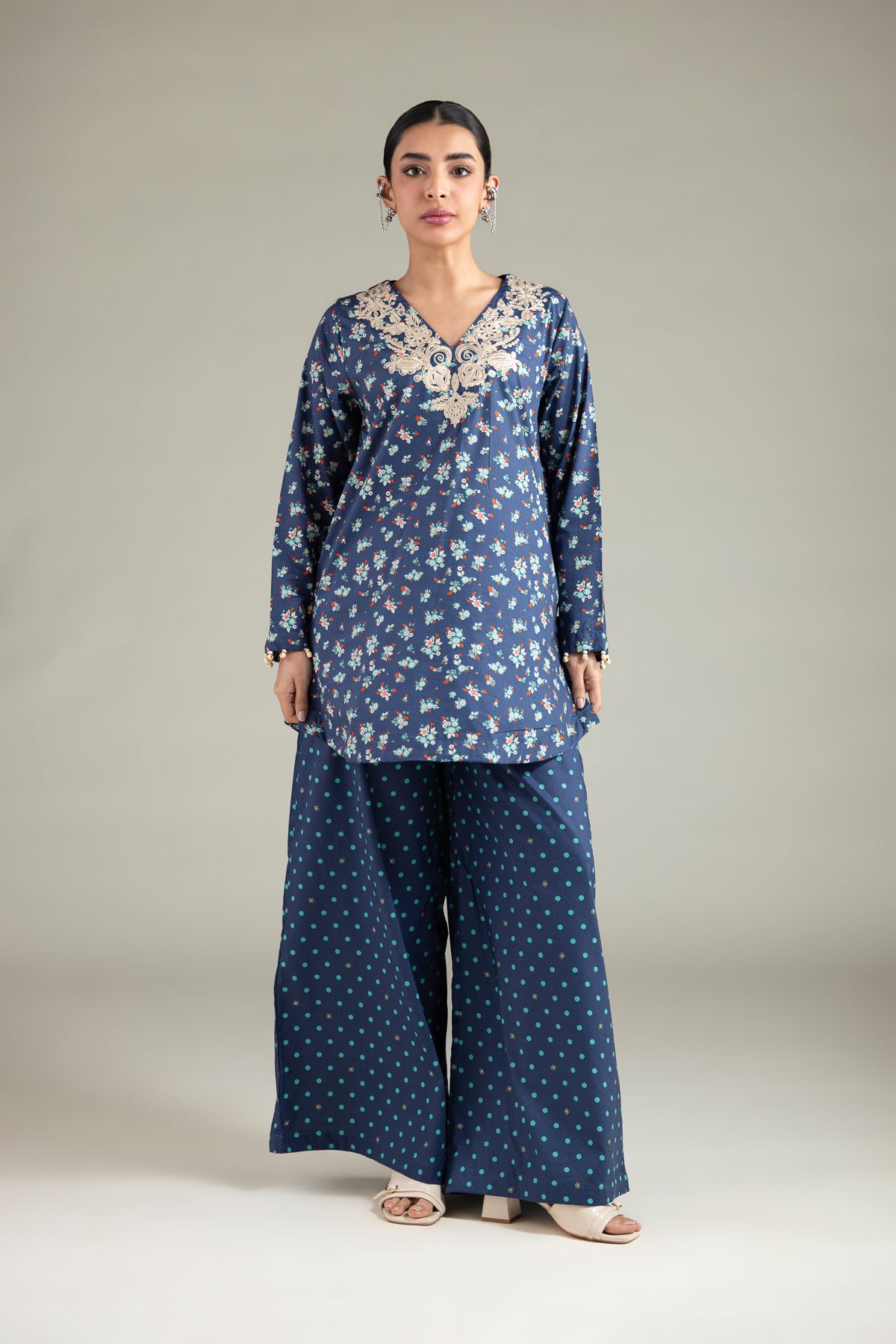 Embroidered Cotton Viscose Pants - 1-26-146-A-G-VG