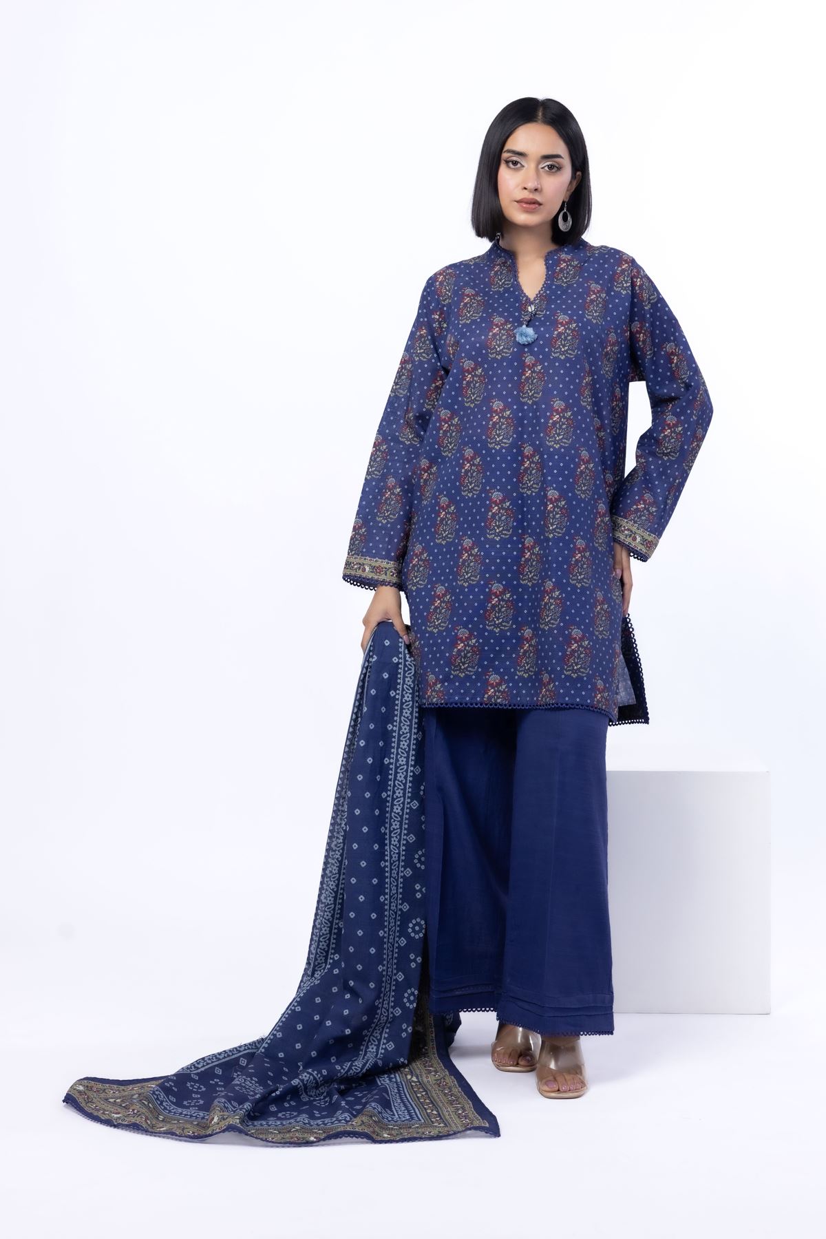 Printed Light Khaddar Tailored 3 Piece - LKN99AST-VG