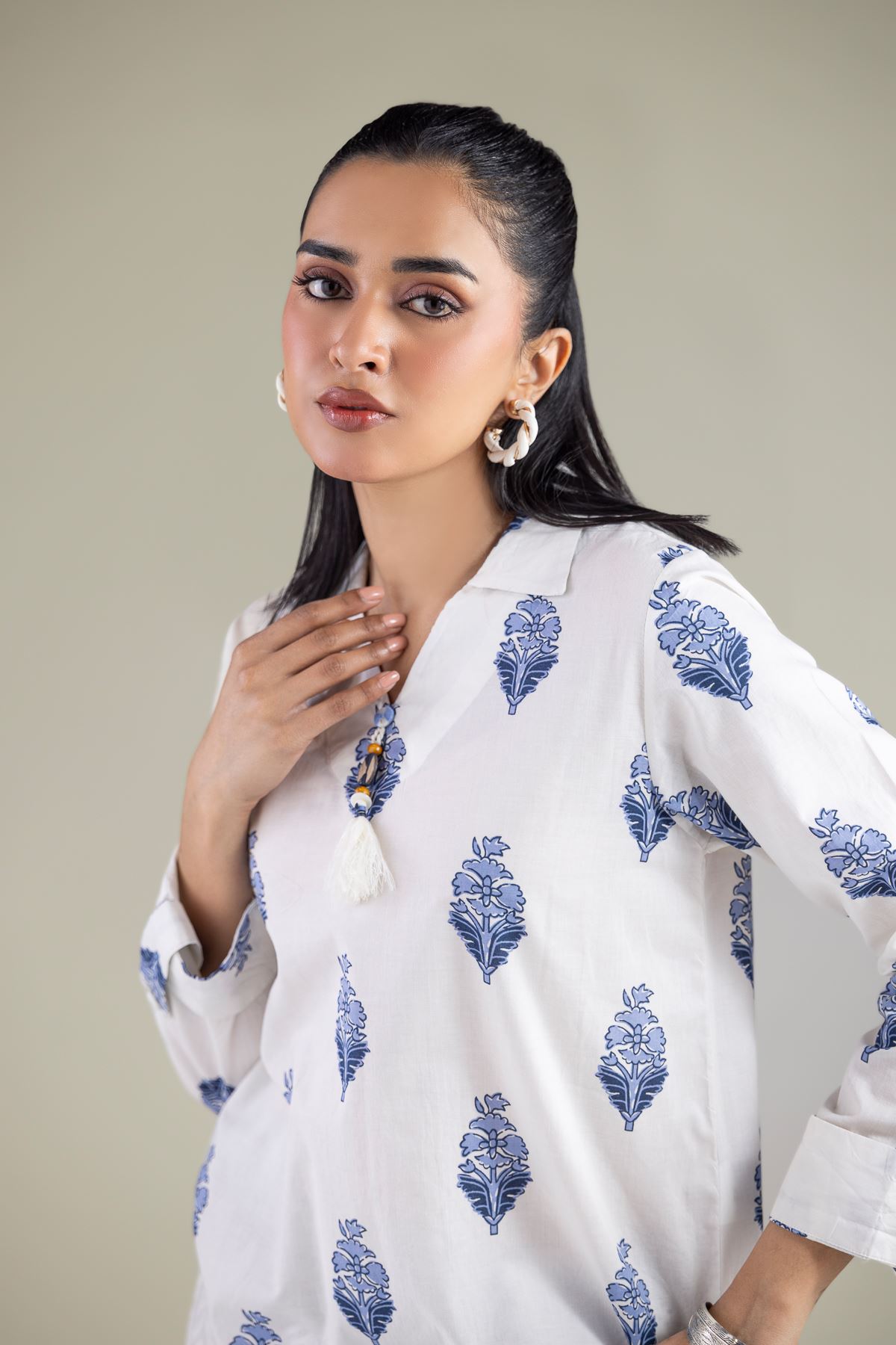 Printed Cambric Long Cambric Kurta - 2-26-103-A-F-VG