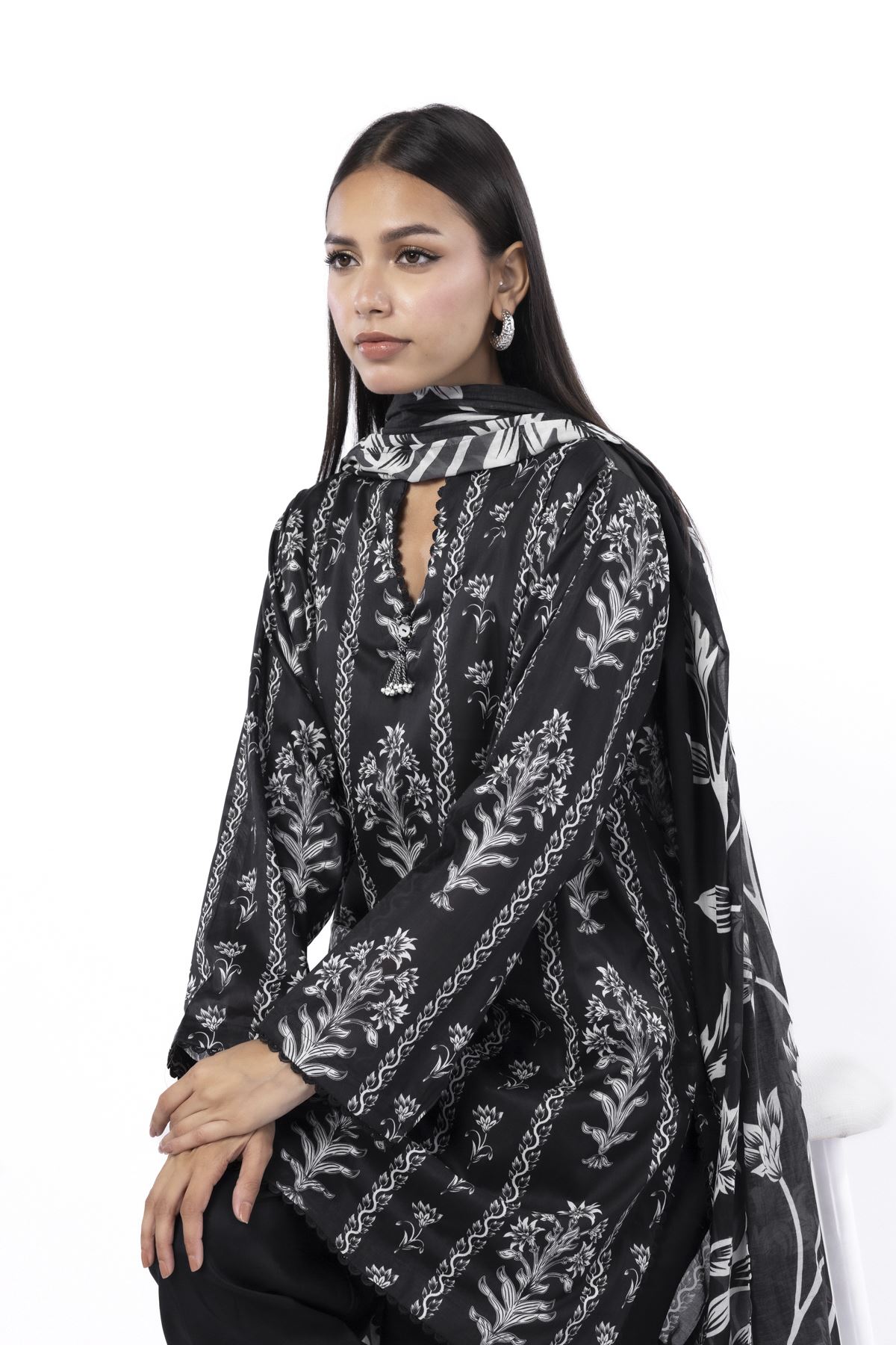 Printed Lawn Fabrics 3 Piece - T-A22-26-108FC-VG