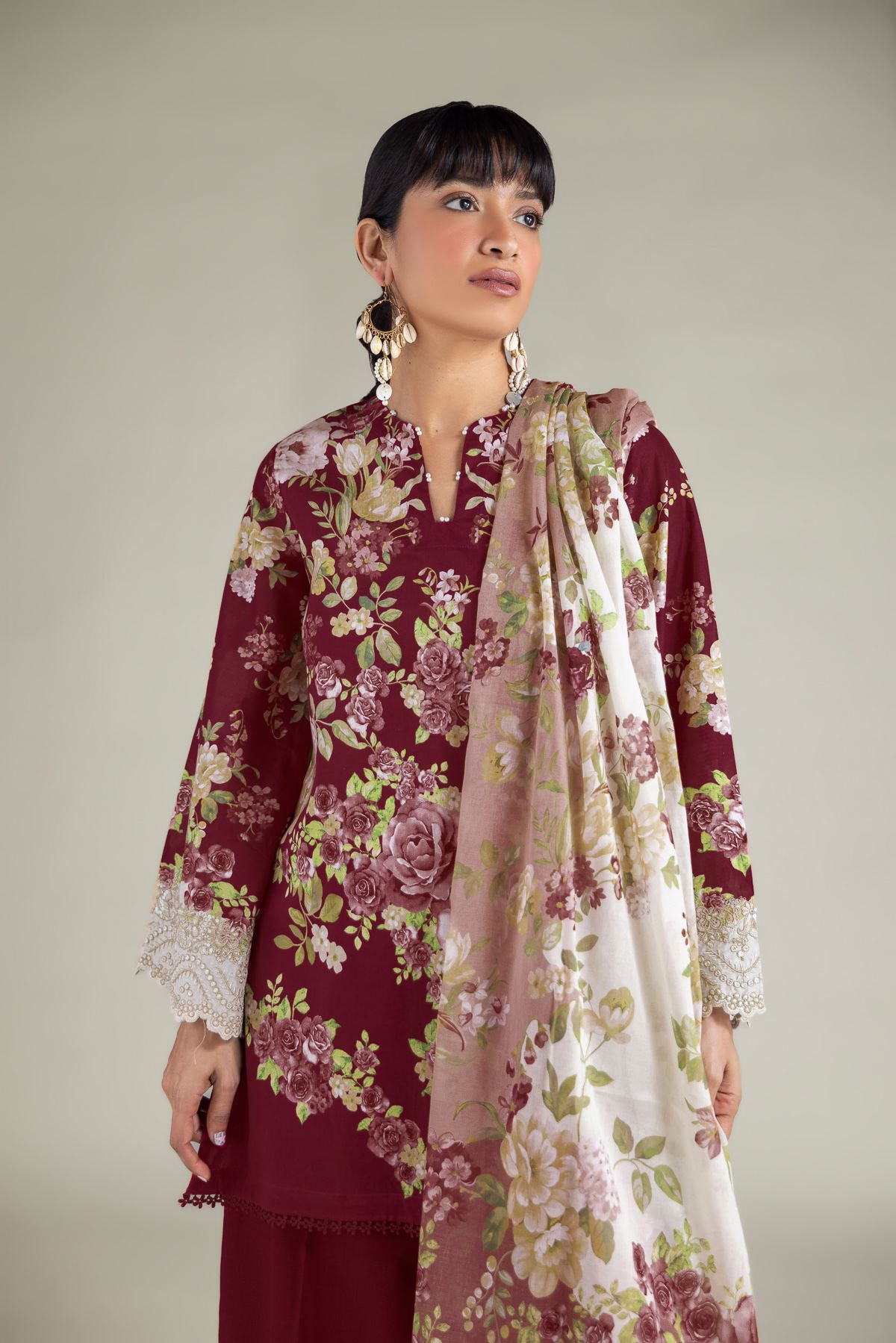 Embroidered Lawn Fabrics 3 Piece - A11-26-109FI1-VG