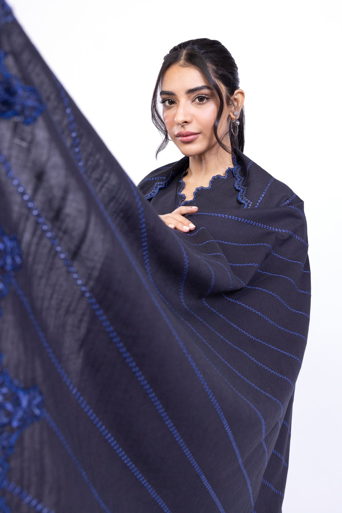 Embroidered Khaddar Dupatta - 25-10-10S6-01TB-VG