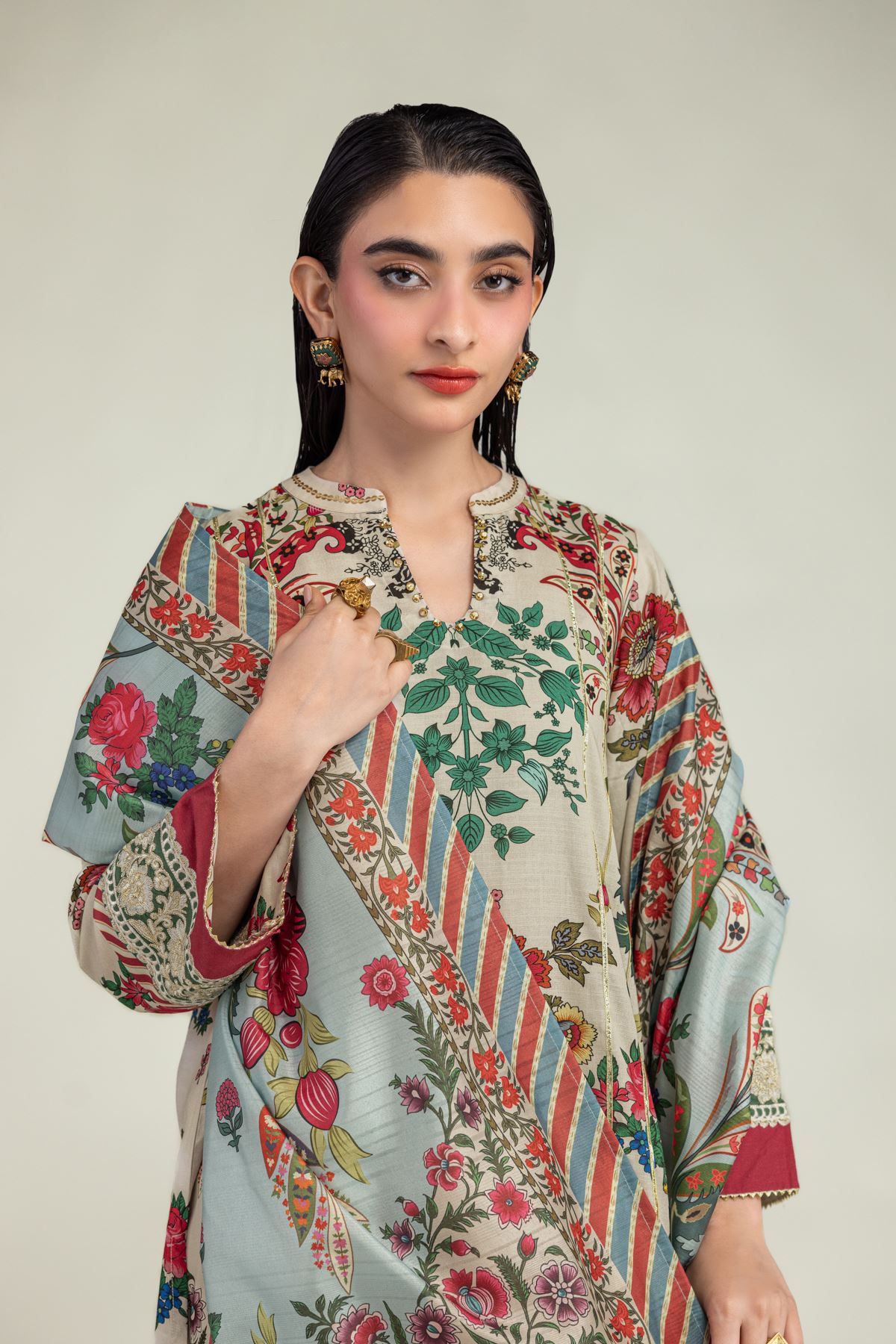 Embroidered Mesuri Floral Beige Dupatta - 1-26-102-A-F-VG