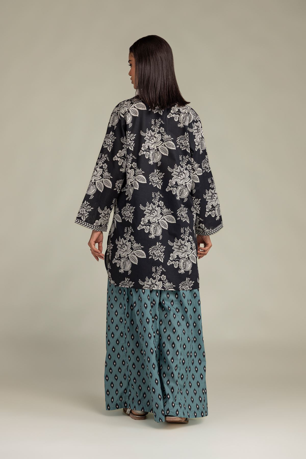 Printed Cambric Black Cambric Kurta - 2-26-308-A-G1-VG