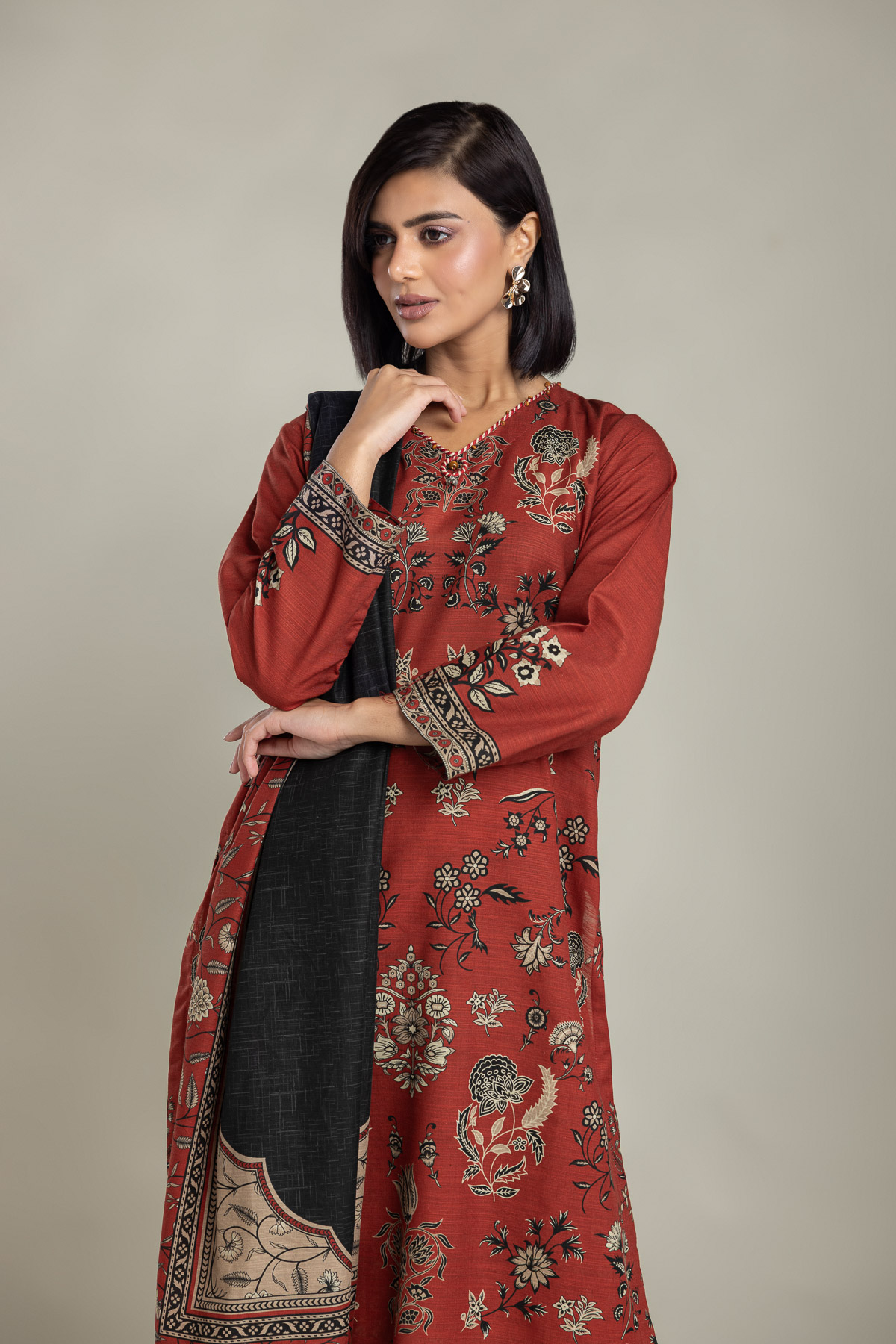 Printed Light Khaddar Tailored 3-Piece Set - 1-26-226-A-A2-VG
