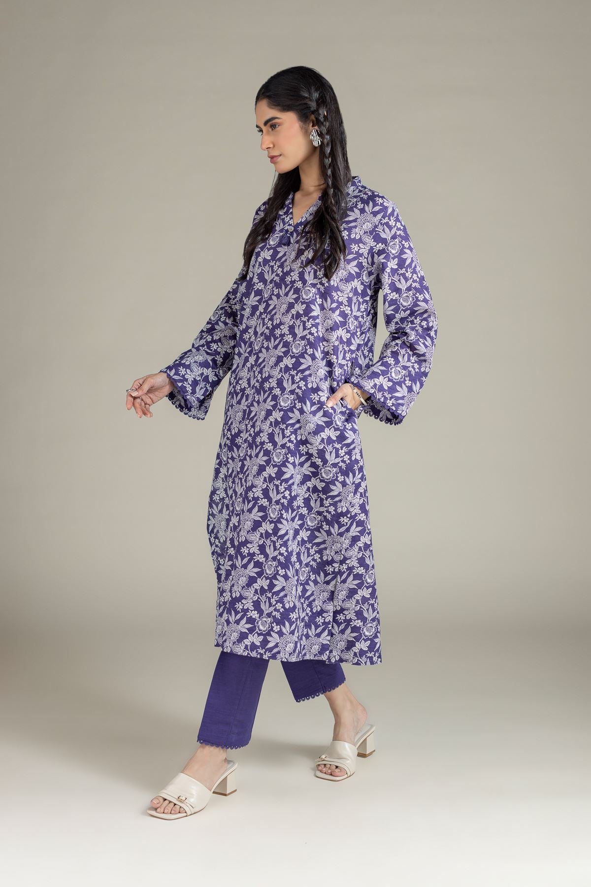 Printed Khaddar Kurta - 25-10-12E1-04TA-VG