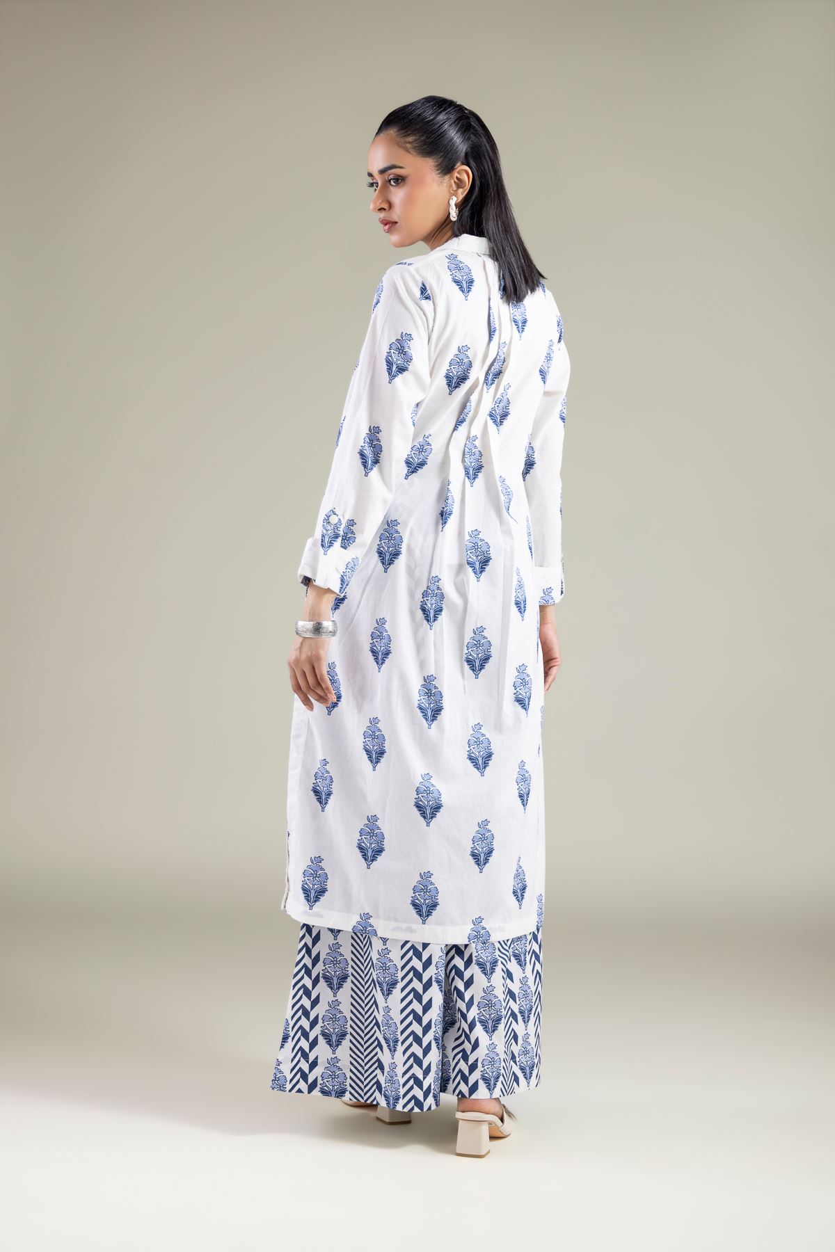 Printed Cambric Long Cambric Kurta - 2-26-103-A-F-VG