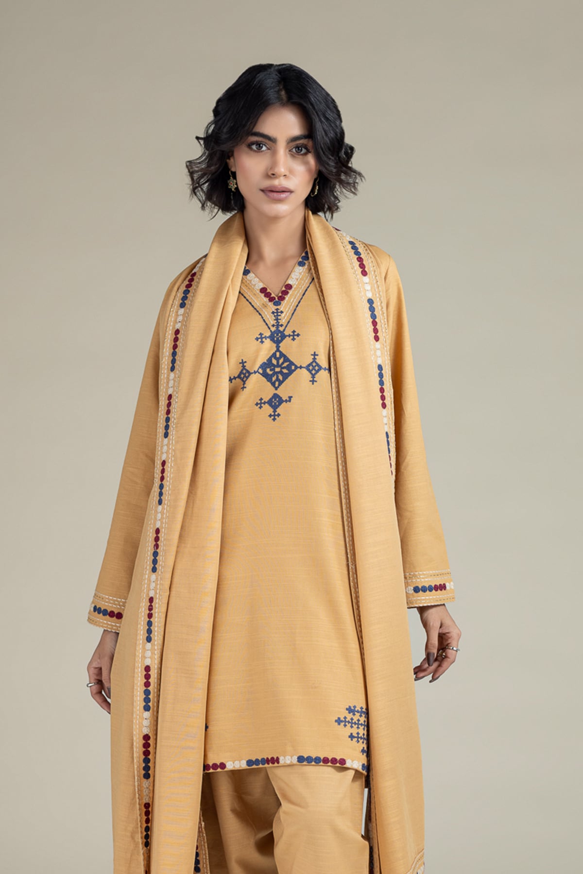 Embroidered Khaddar Kurta - 25-10-12E9-02TA-VG
