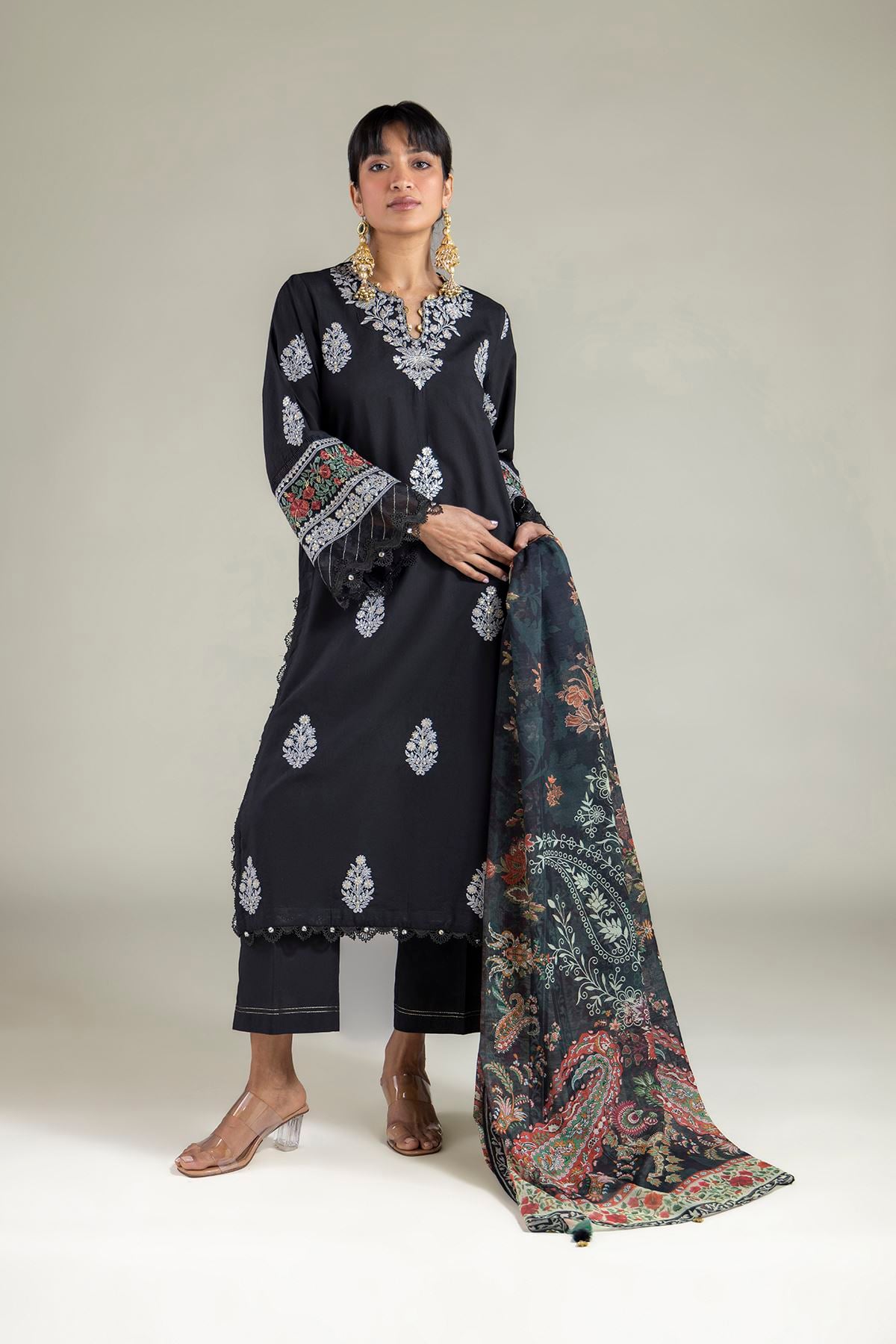 Embroidered Cambric Fabrics 3 Piece - T-A33-26-206FG2-VG