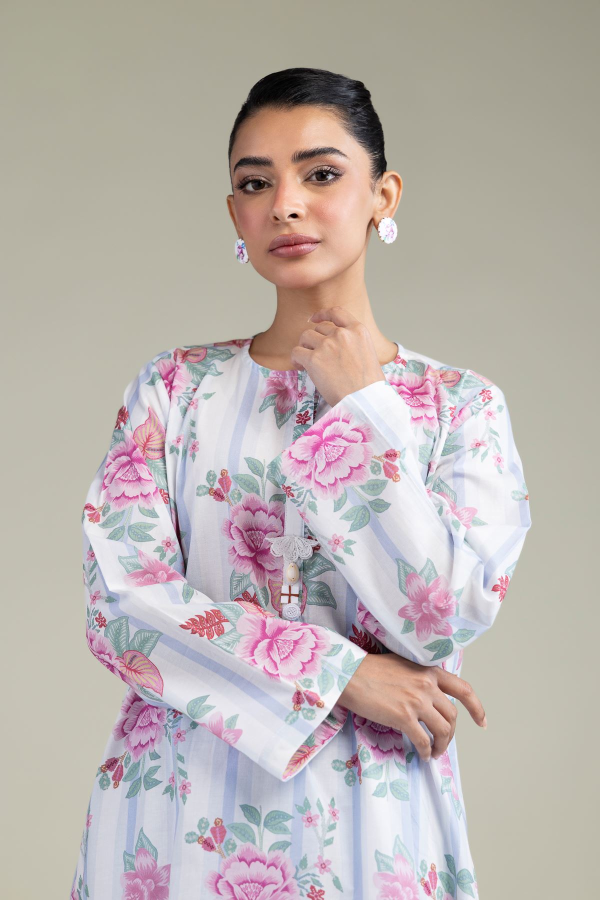 Printed Cambric White Floral Kurta - T-A11-26-107FC1-VG
