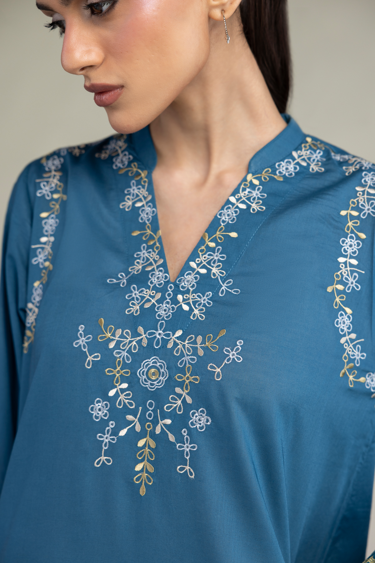 Embroidered Cambric Floral Longline Kurta - 1-26-323-B-A2-VG
