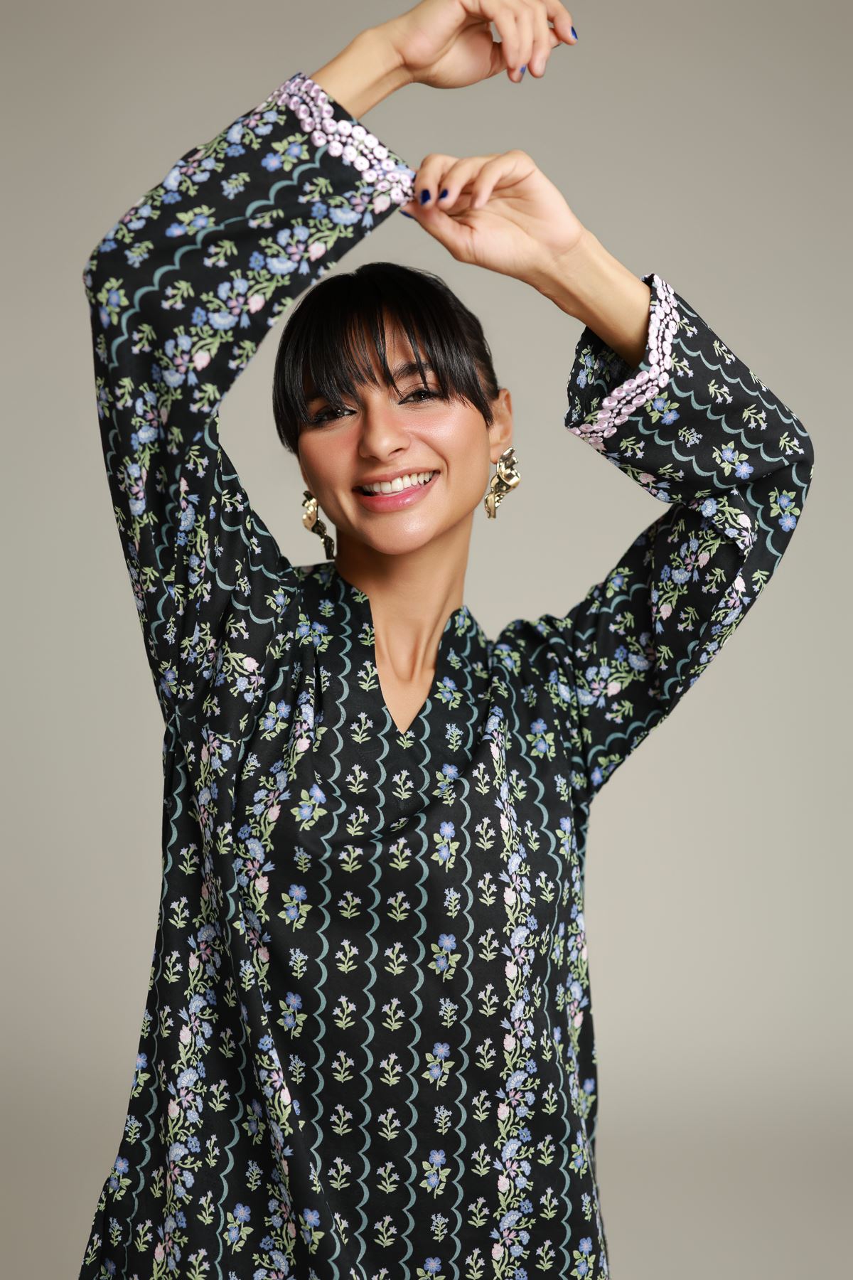 Embroidered Cotton Dobby Black Floral Kurta - R-SB25056A-VG
