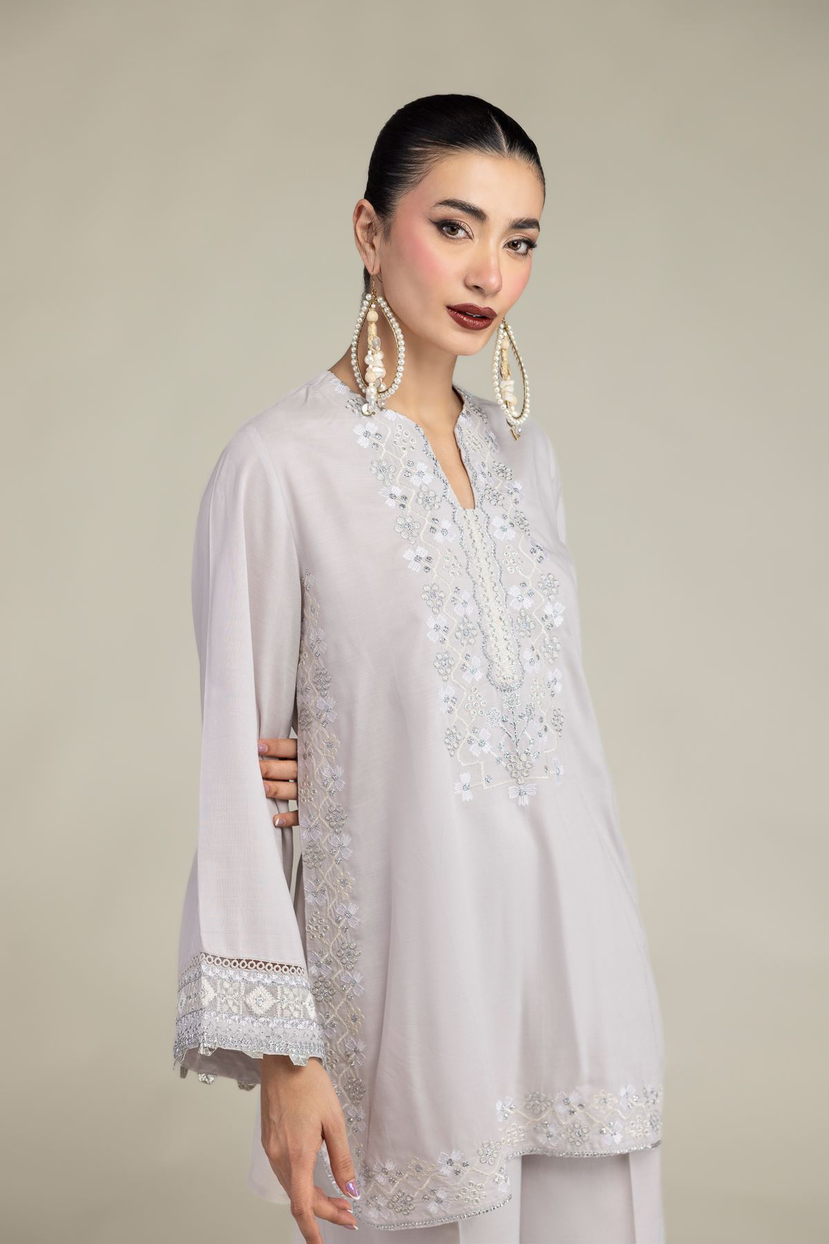 Embroidered Raw Silk Silk Threadwork Kurta - 1-26-231-A-C1-VG