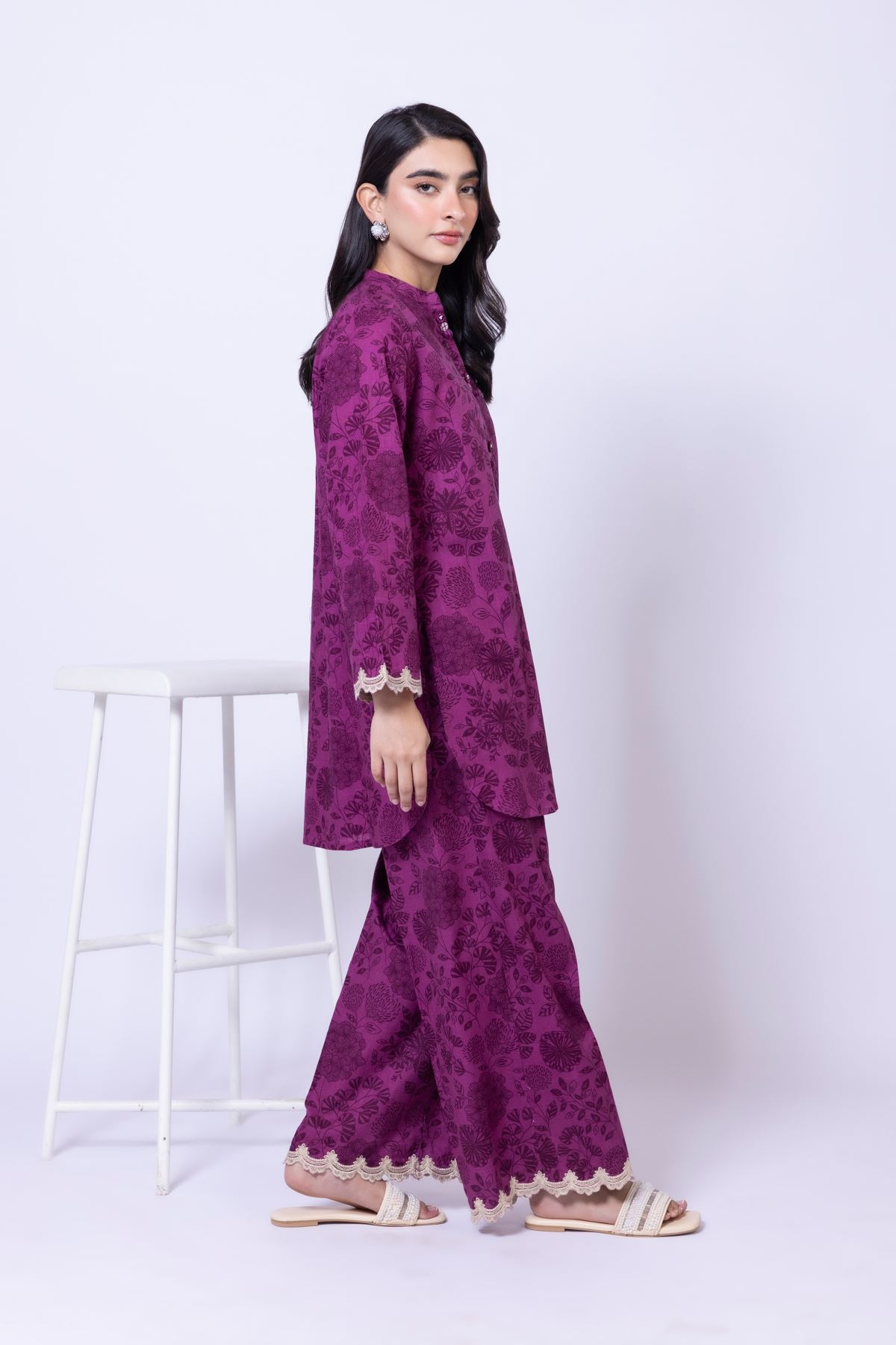 Embroidered Heavy Textured Cotton Kurta - 25-09-11E3-07TA-VG