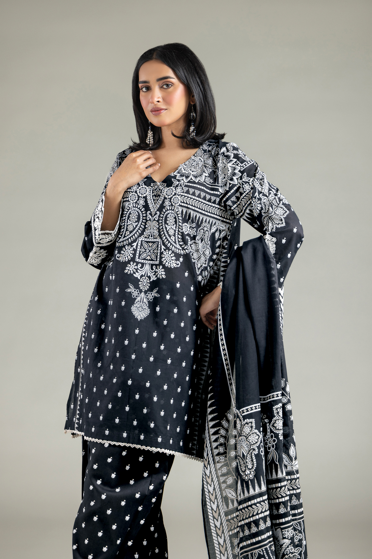 Embroidered Lawn Tailored Lawn Set - T-A113-26-105EC2-VG