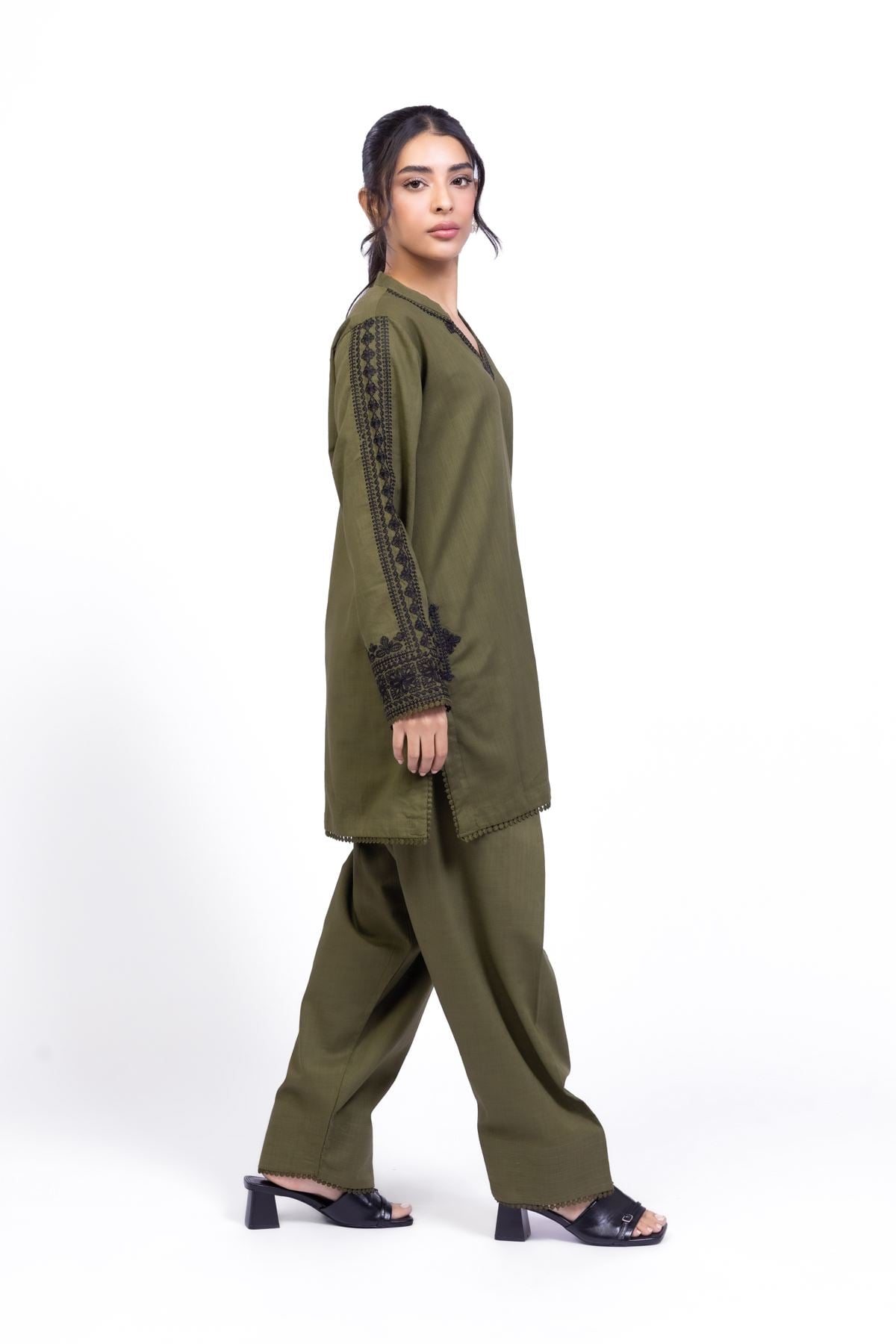 Dyed Heavy Textured Cotton Shalwar - 25-08-12E8-04TA-VG