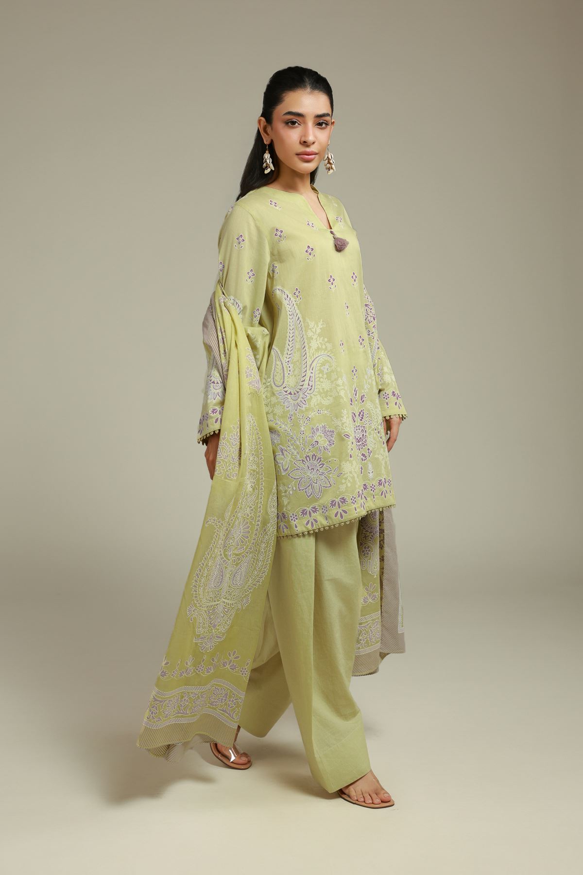 Printed Cambric Tailored 3-piece Set - T-A33-26-103FJ2-VG