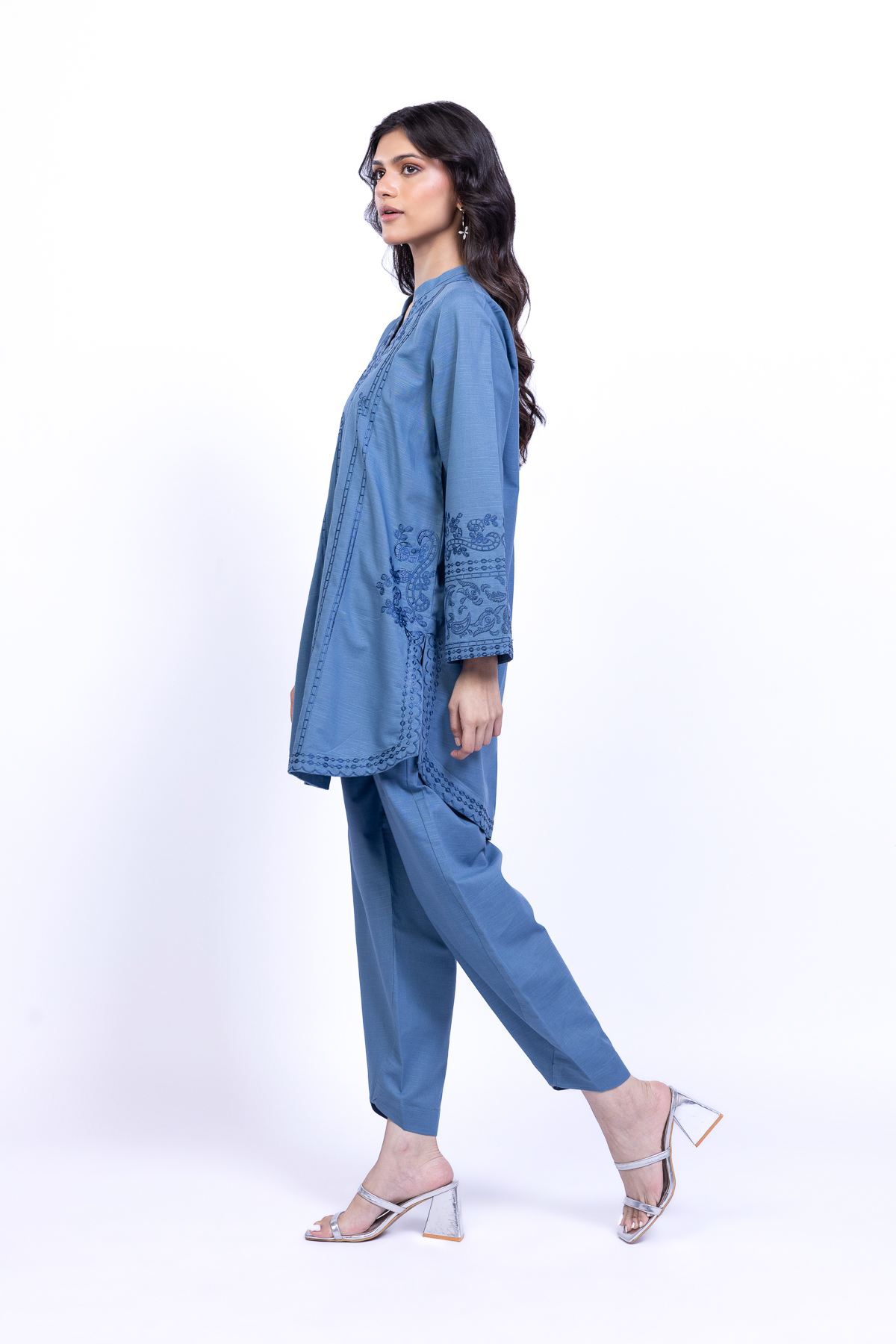 Dyed Khaddar Smart Fit Pants - 25-10-12E9-02TA-VG