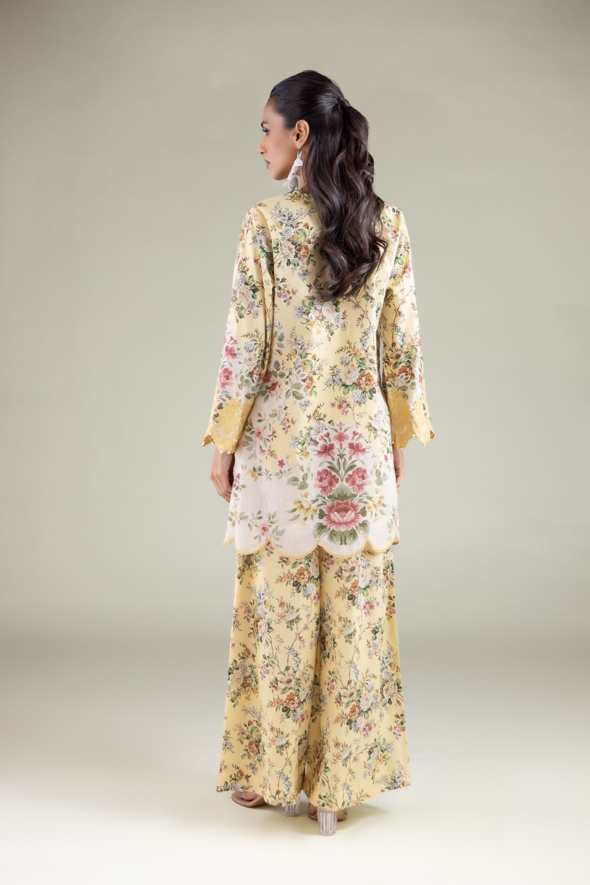 Embroidered Cambric Floral V-Neck Kurta - 2-26-112-A-F-VG