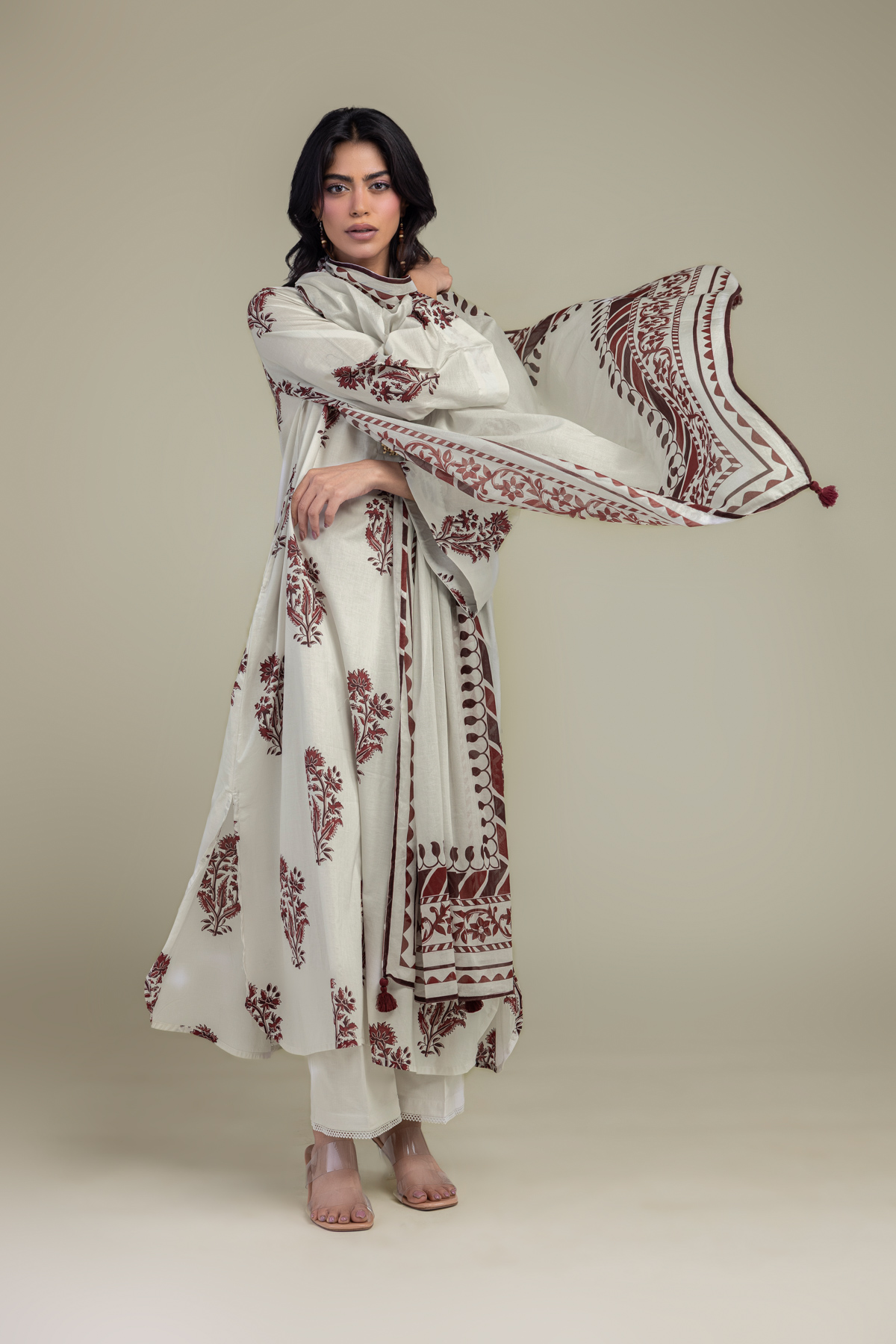 Printed Lawn Floral Cambric Dupatta - 1-26-309-B-D1-VG