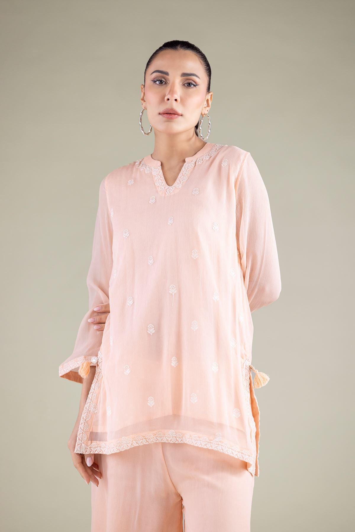Embroidered Chiffon Floral Threadwork Kurta - 5-26-103-F-B-VG