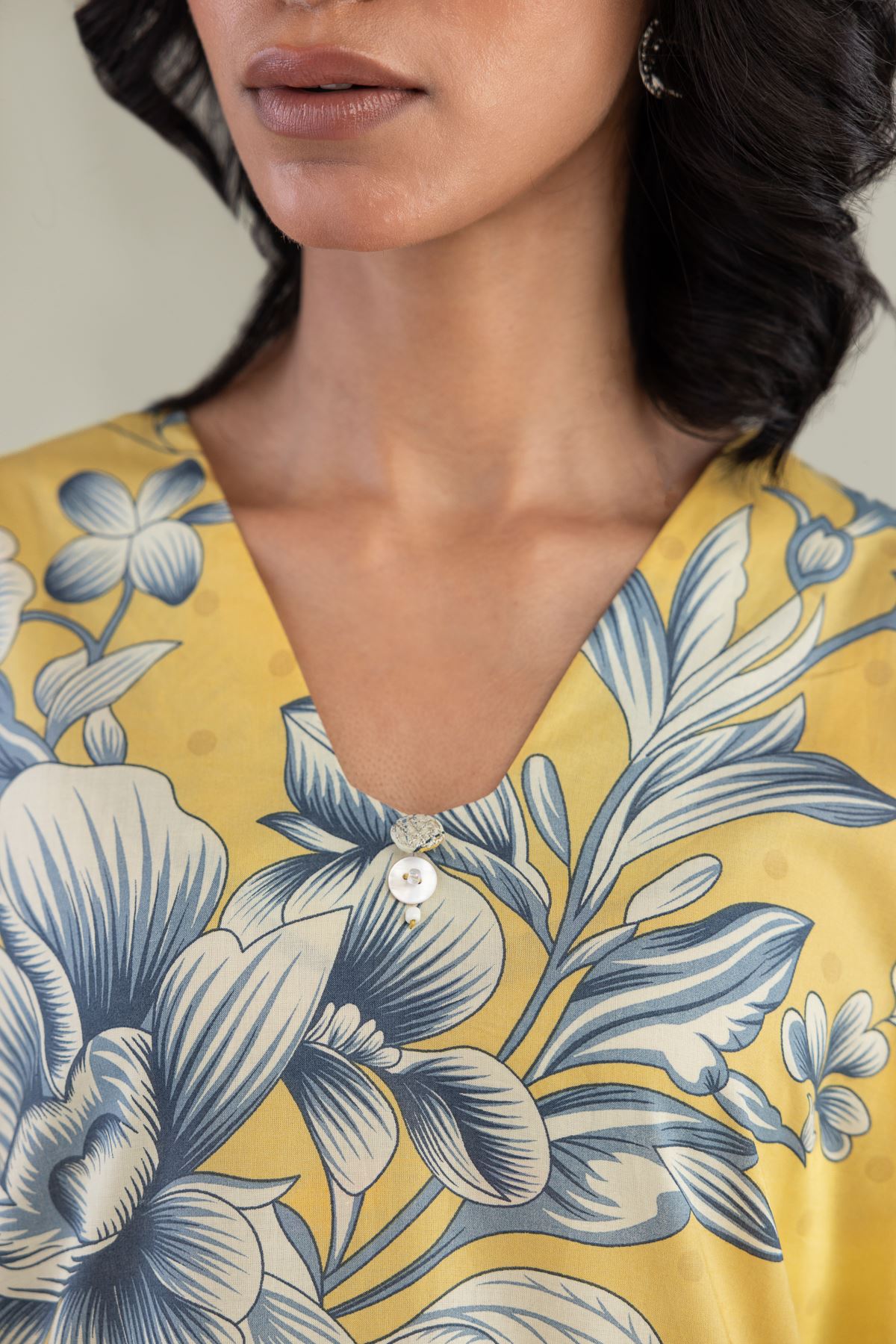 Embroidered Cambric Floral Longline Kurta - 1-26-246-B-I1-VG