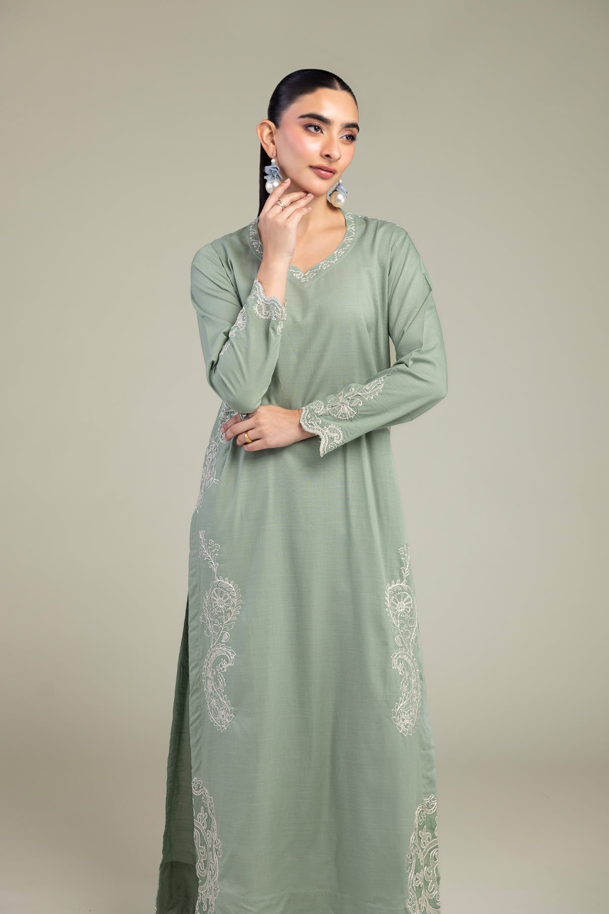 Embroidered Raw Silk Paisley Thread Kurta - 1-26-309-B-D1-VG