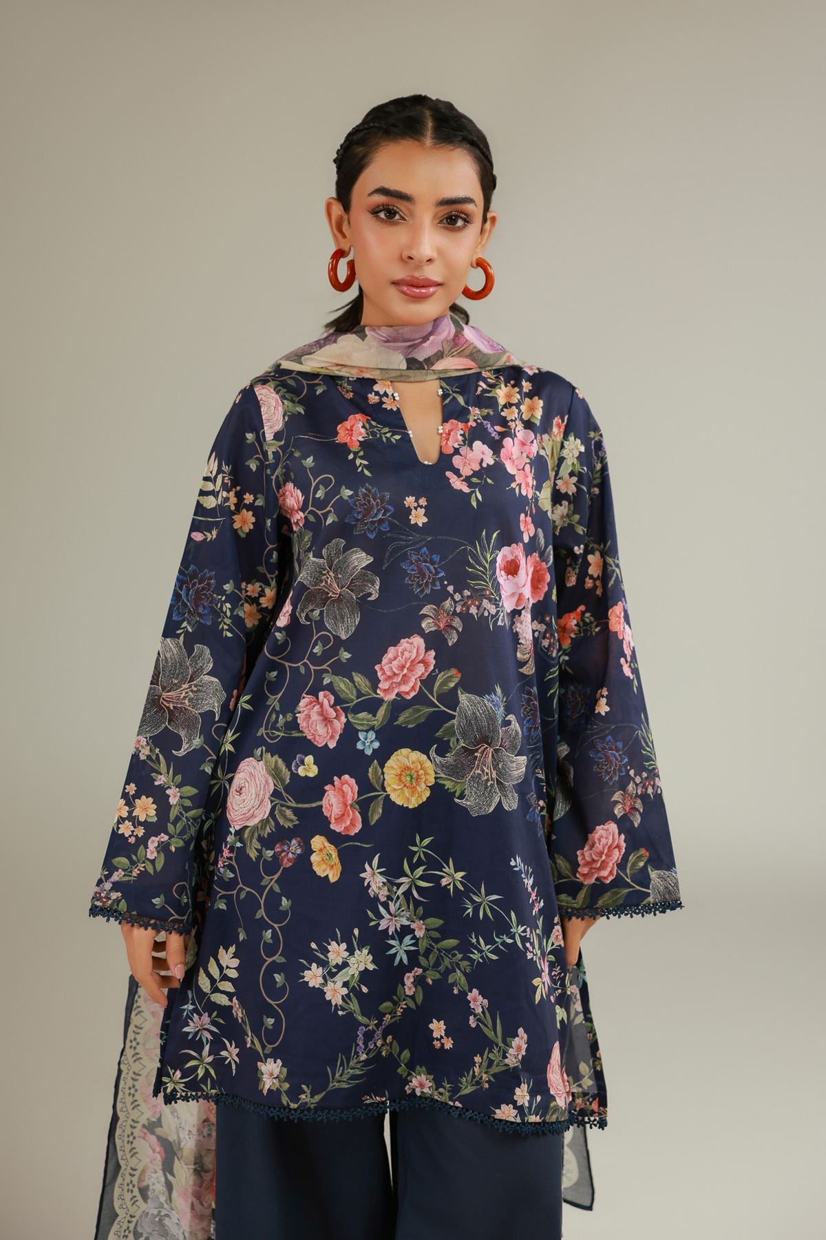 Embroidered Lawn Tailored 3-Piece Lawn - T-A33-26-206FH1-VG