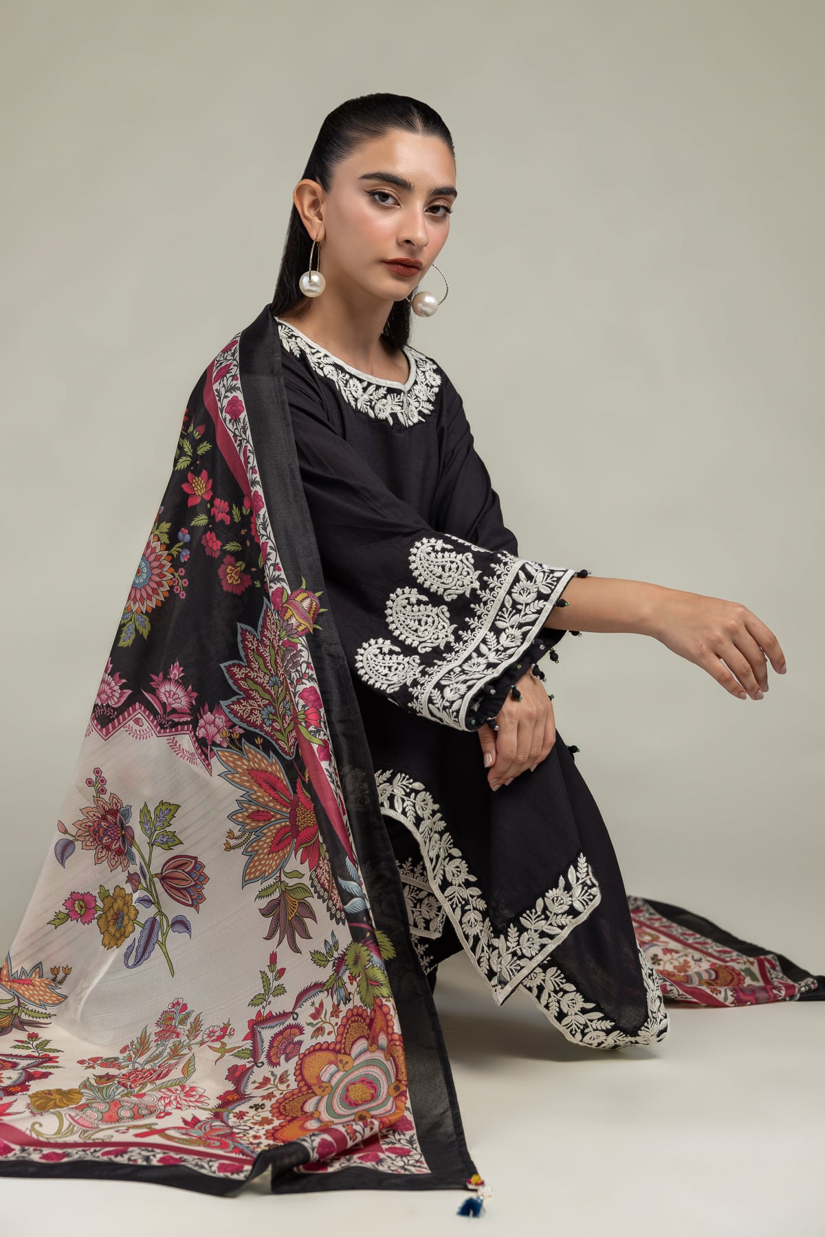 Embroidered Polyester Silk Black Silk Dupatta - 2-26-106-A-H-VG