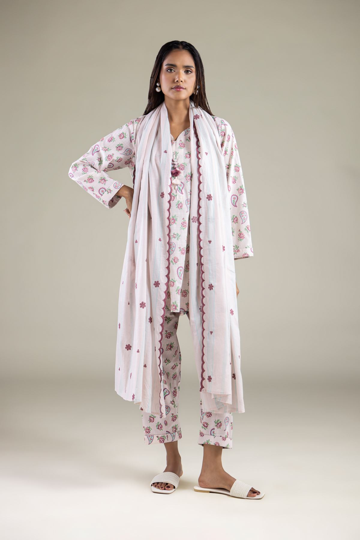 Embroidered Textured Lawn Dupatta - 1-26-115-A-H-VG