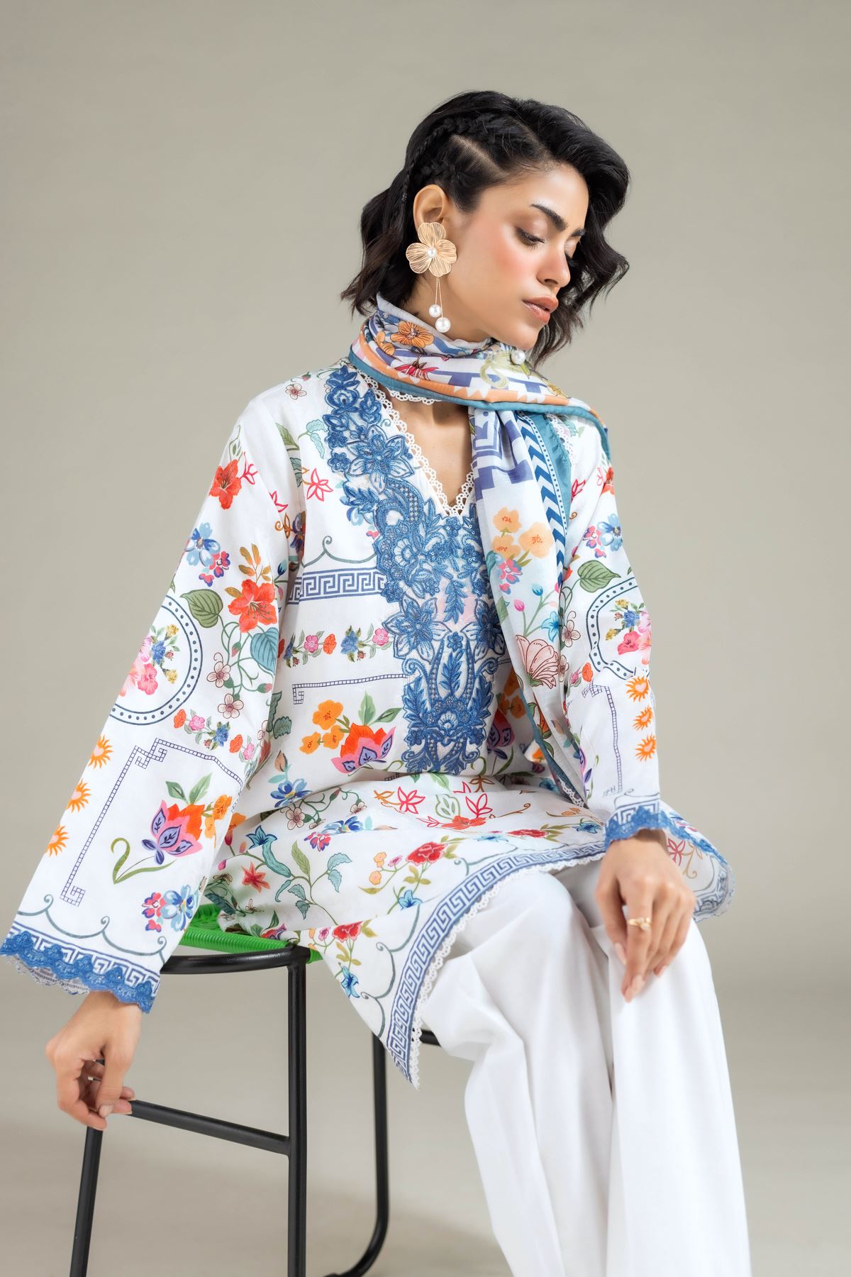 Embroidered Jacquard Fabrics 3 Piece - A33-26-103FC1-VG