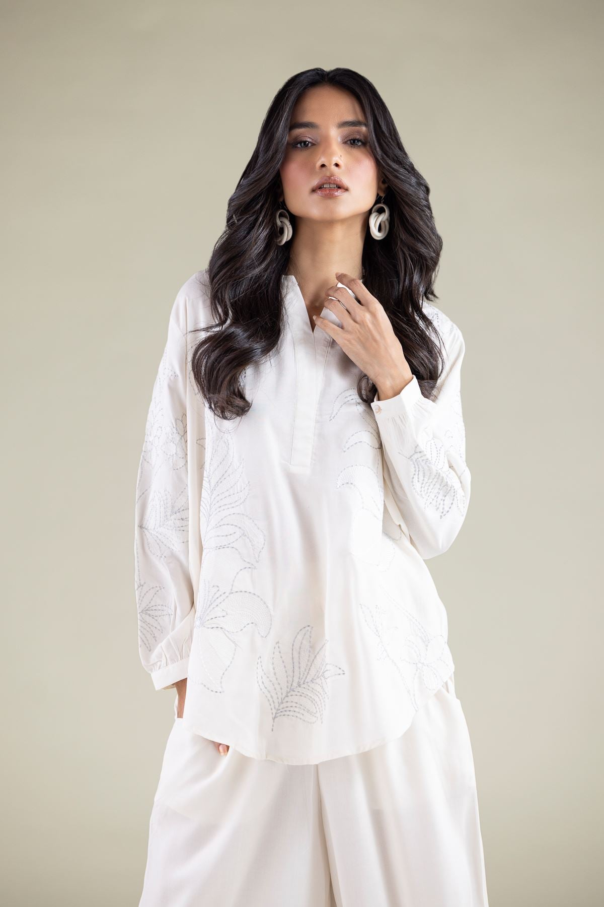 Embroidered Viscose Tunic - 6-26-104-A-D-VG