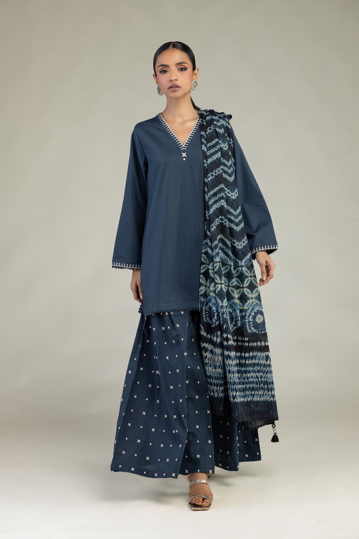 Textured Lawn Embroidered Textured Lawn Dupatta - 1-26-327-A-J1-VG