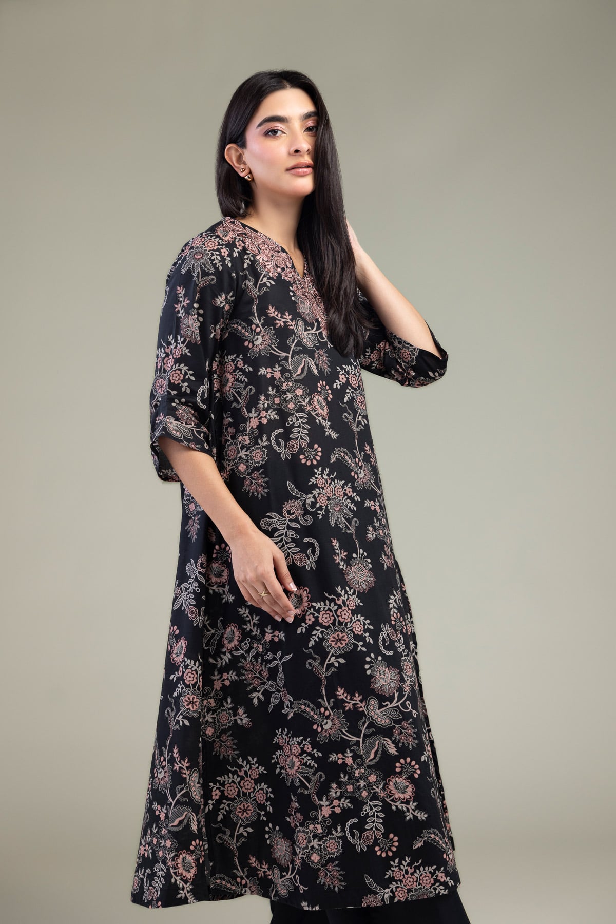 Embroidered Cambric Black Cambric Kurta - 2-26-308-A-G1-VG