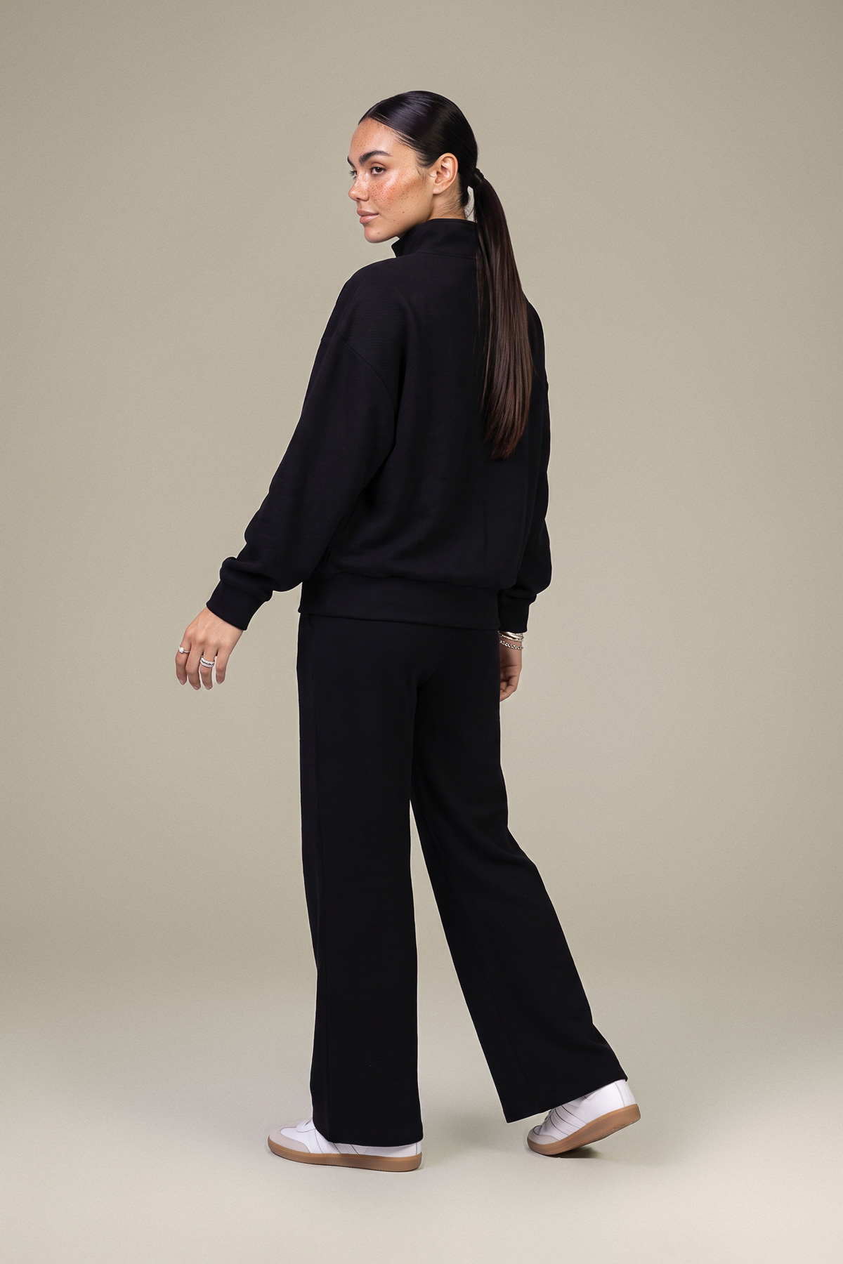 Dyed Textured Cotton Black Cotton Sweatshirt - 2-26-308-A-G1-VG