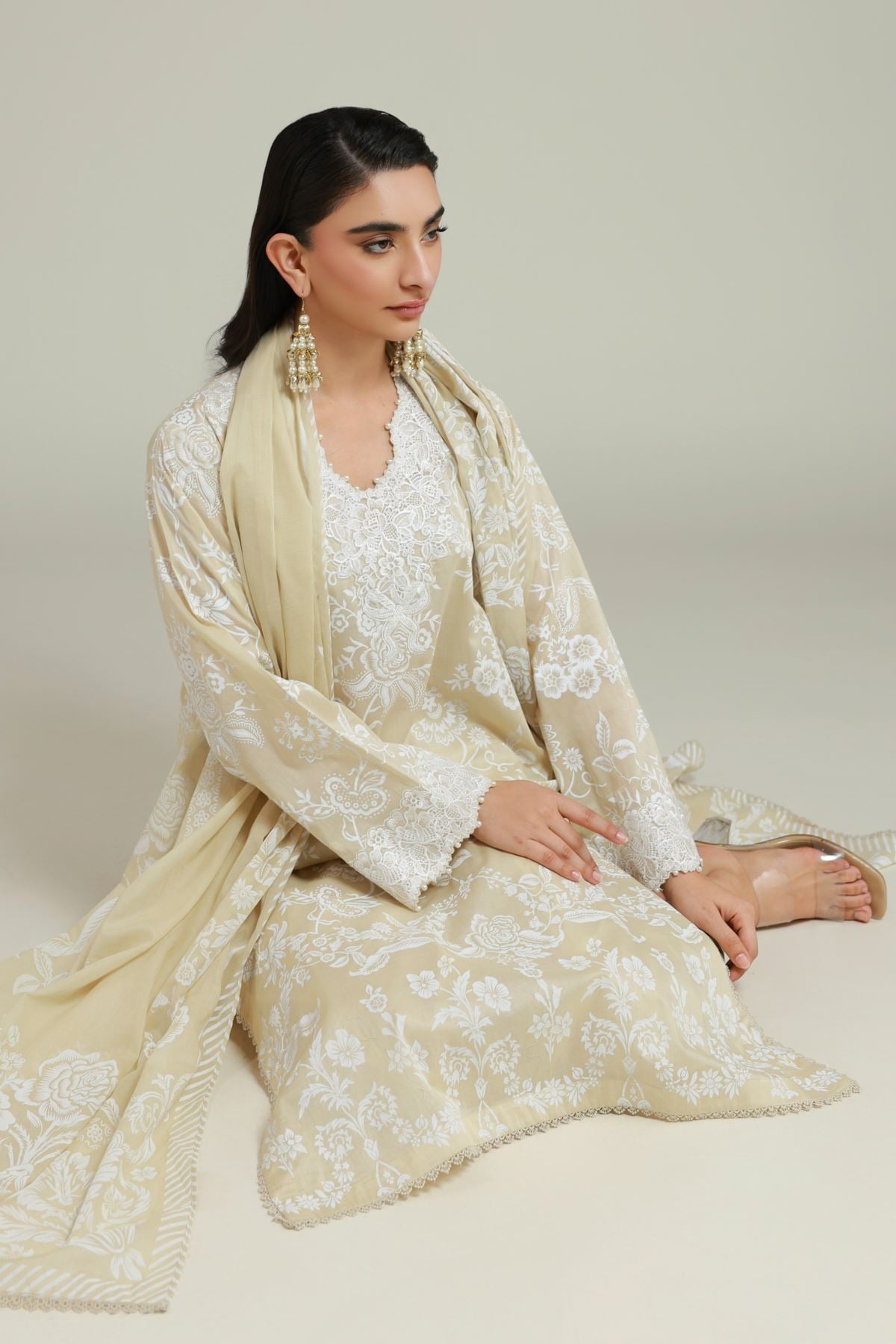 Embroidered Lawn Tailored 3 Piece - 1-26-127-A-D-VG
