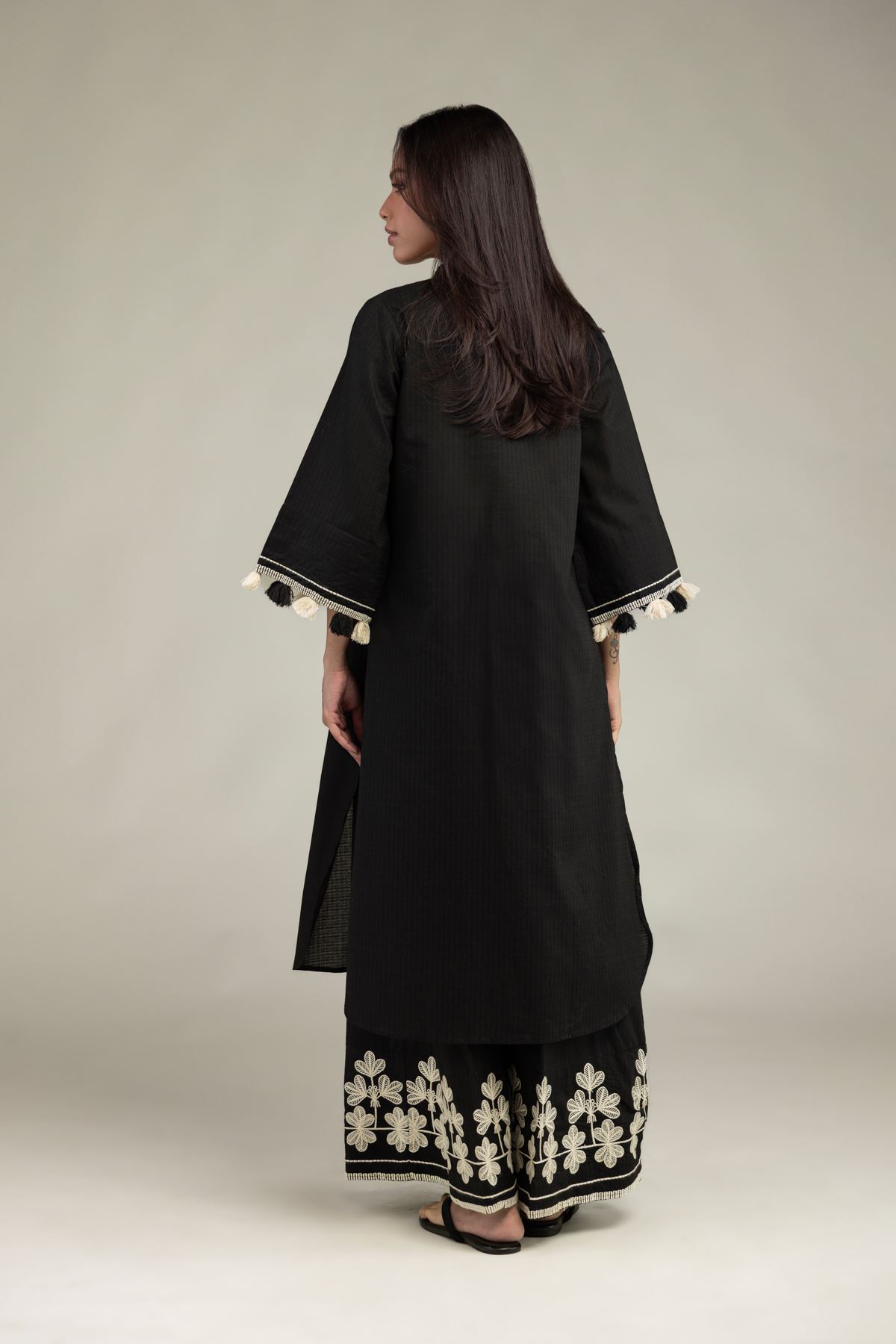 Embroidered Cotton Dobby Black Cotton Kurta - 1-26-225-A-C1-VG