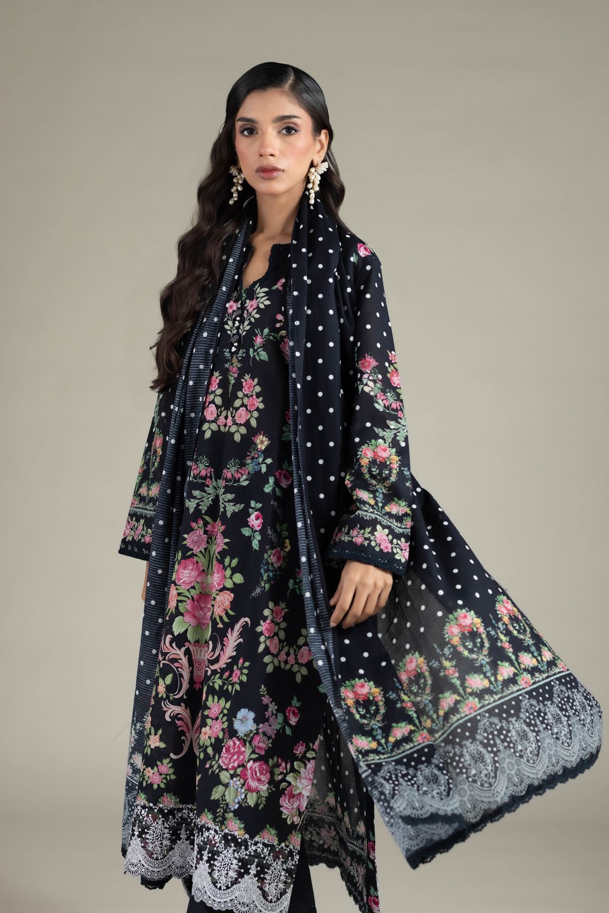 Embroidered Cambric Tailored 3 Piece - T-A22-26-111FJ1-VG