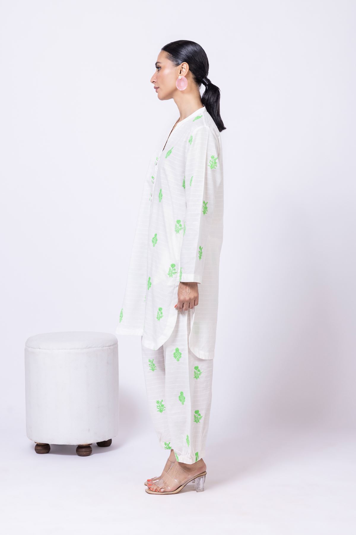 Embroidered Broshia Kurta - 25-09-10E1-09TB-VG
