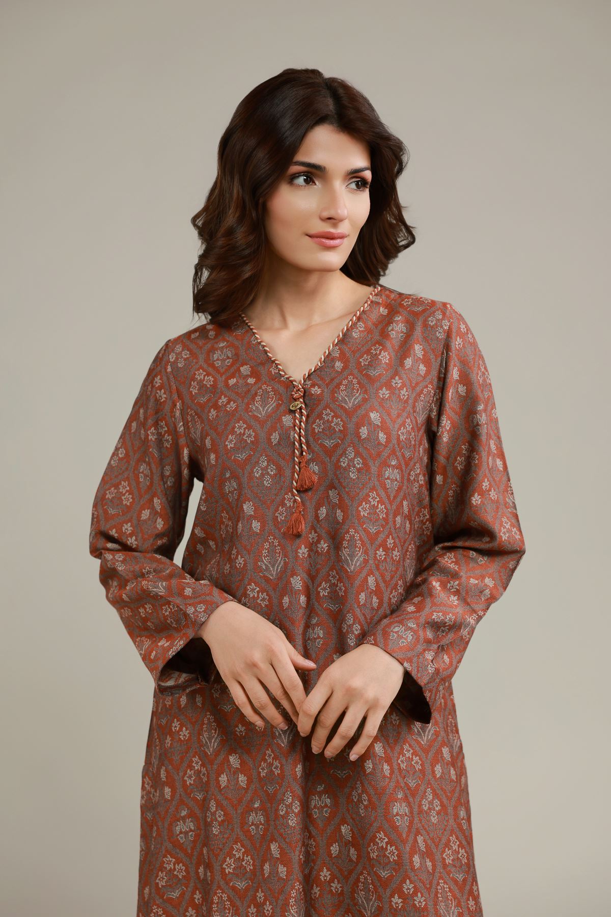 Dyed Jacquard Kurta - 25-10-11E9-07TB-VG