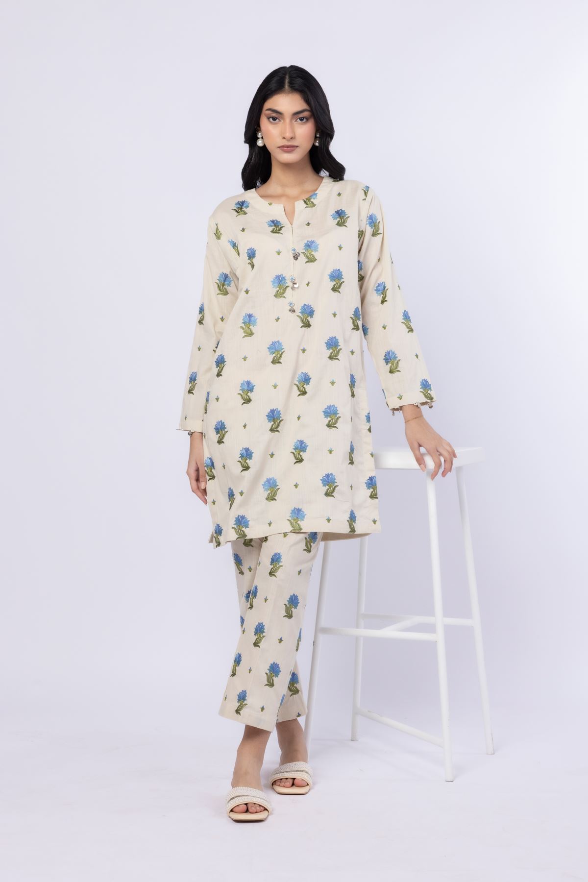 Embroidered Crosshatch Poplin Pants - 25-06-6E3-02BA-VG