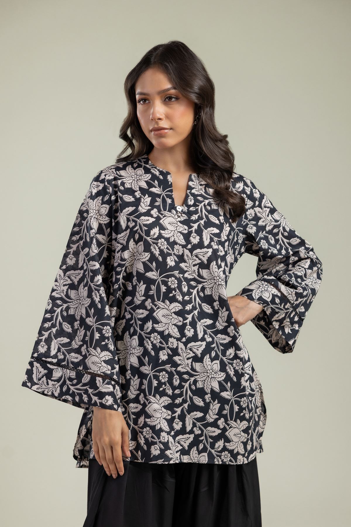Printed Cambric Black Cambric Kurta - 26-01-2E1-07TA-VG