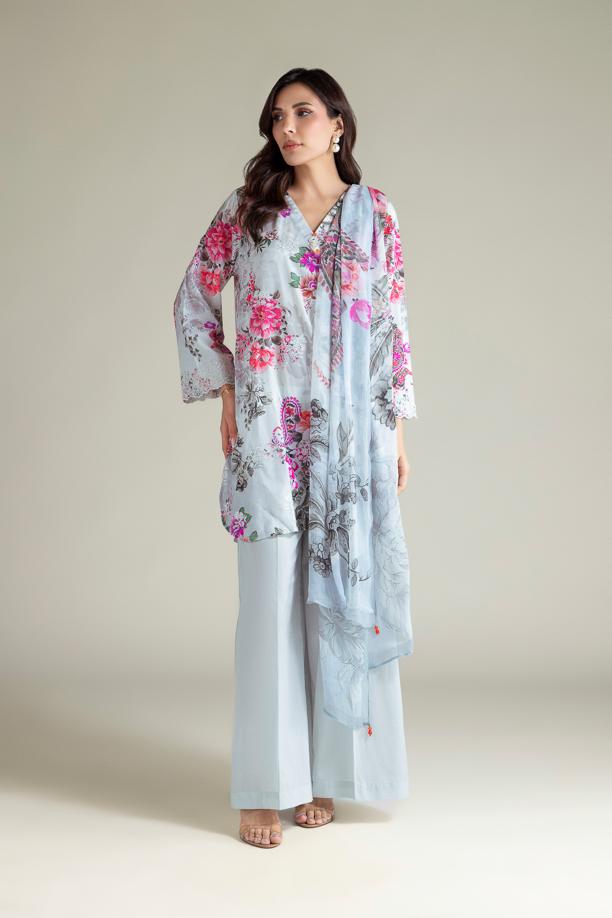 Embroidered Lawn Fabrics 3 Piece - T-A33-26-207FD1-VG