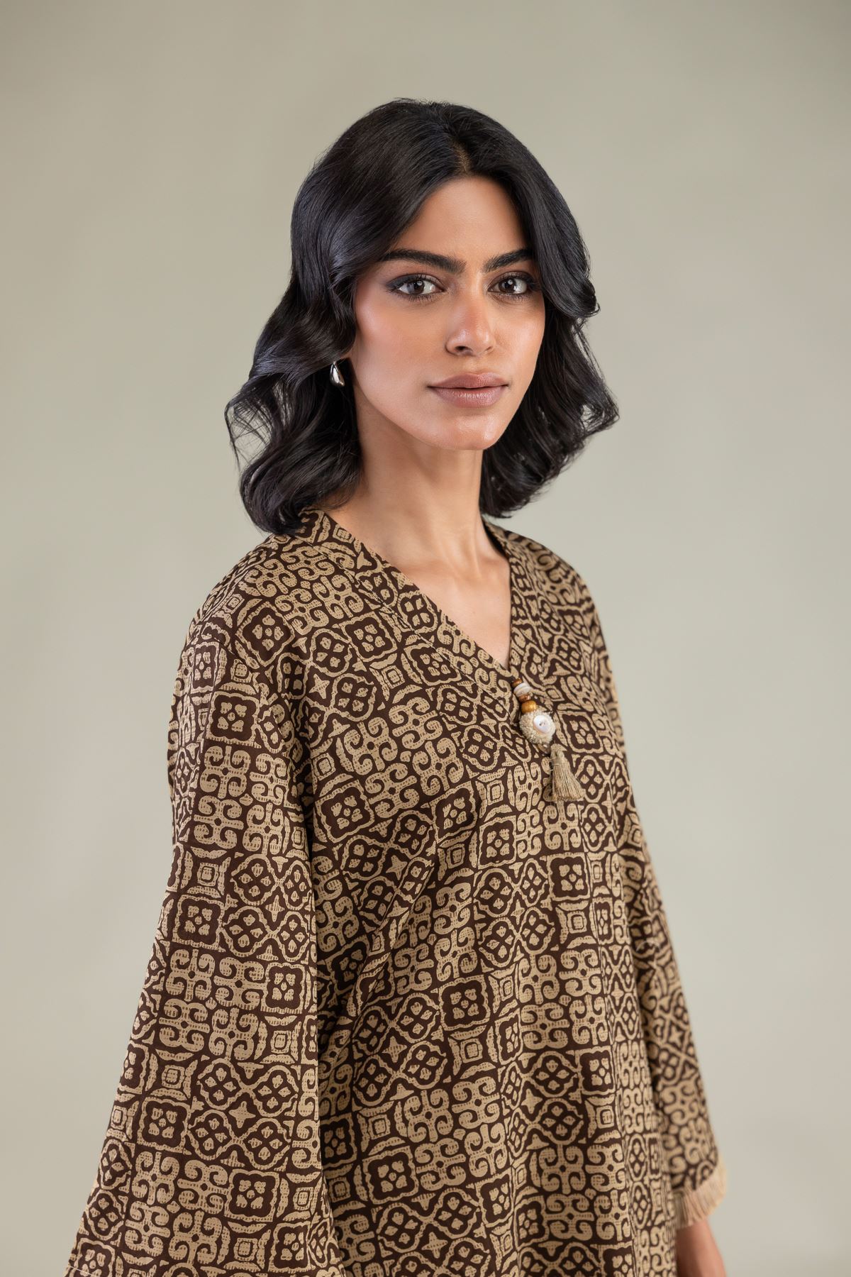 Printed Cambric Short V-Neck Kurta - 1-26-135-B-G-VG
