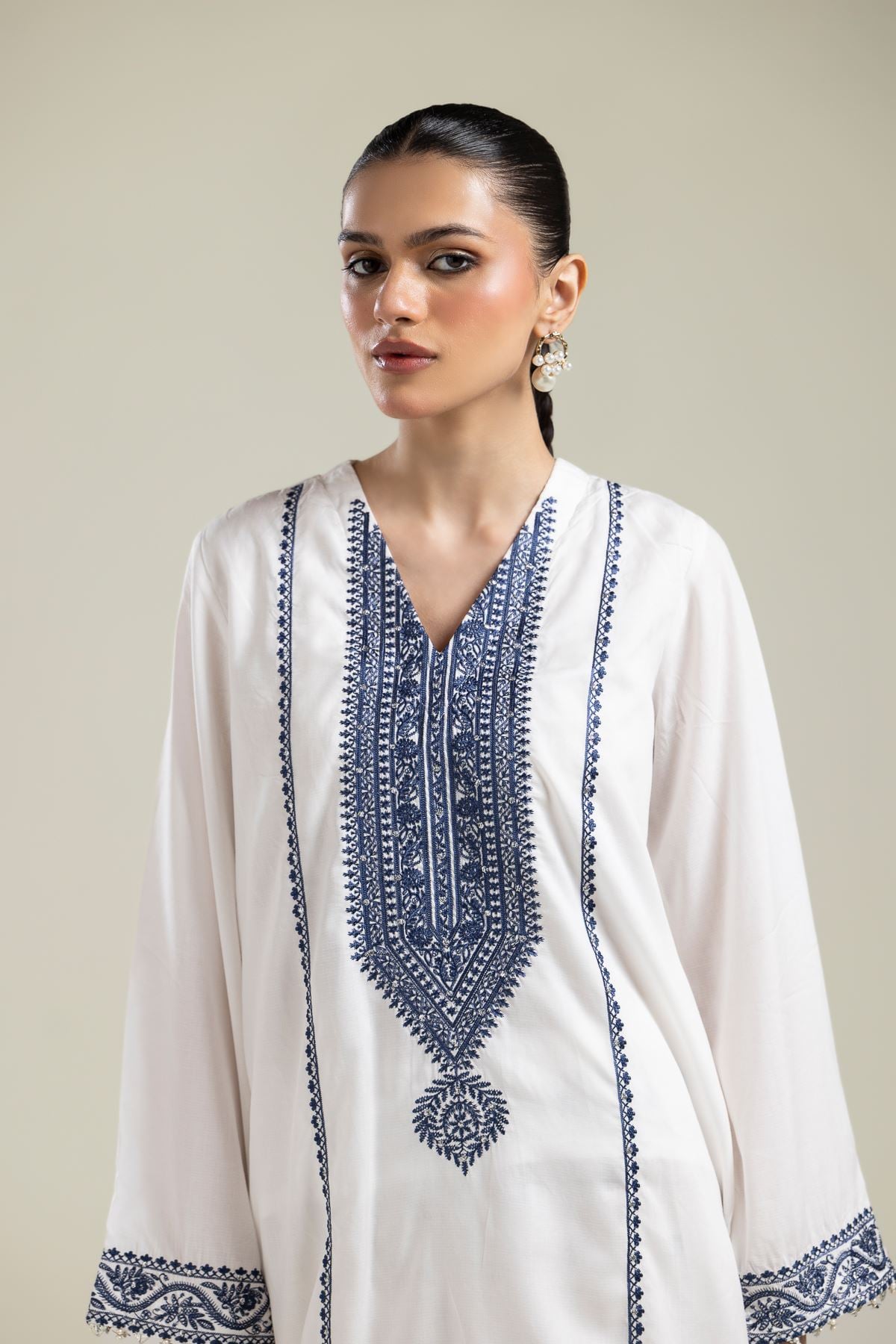 Embroidered Textured Weave White Embroidered Kurta - 1-26-106-A-A-VG