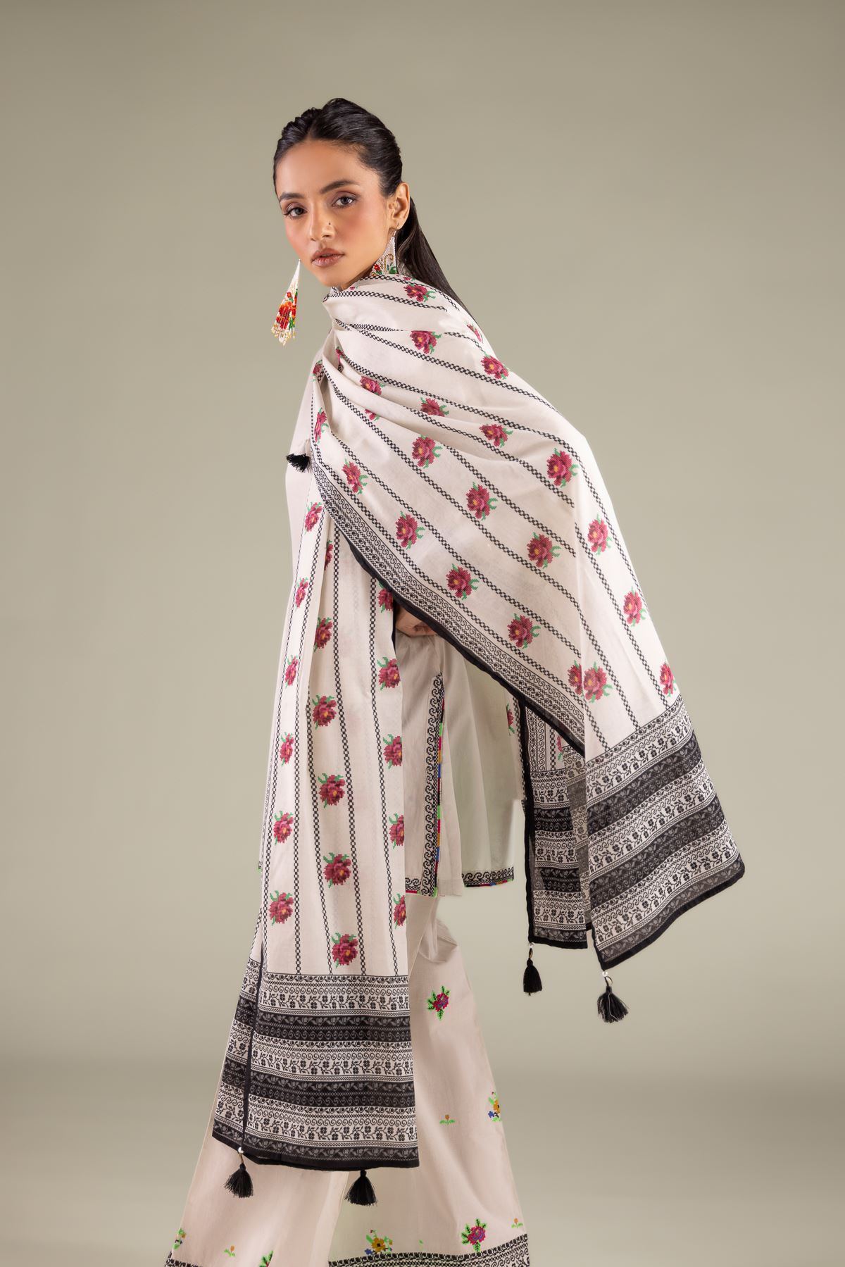 Embroidered Lawn Draped Tassel Dupatta - 1-26-146-A-H-VG