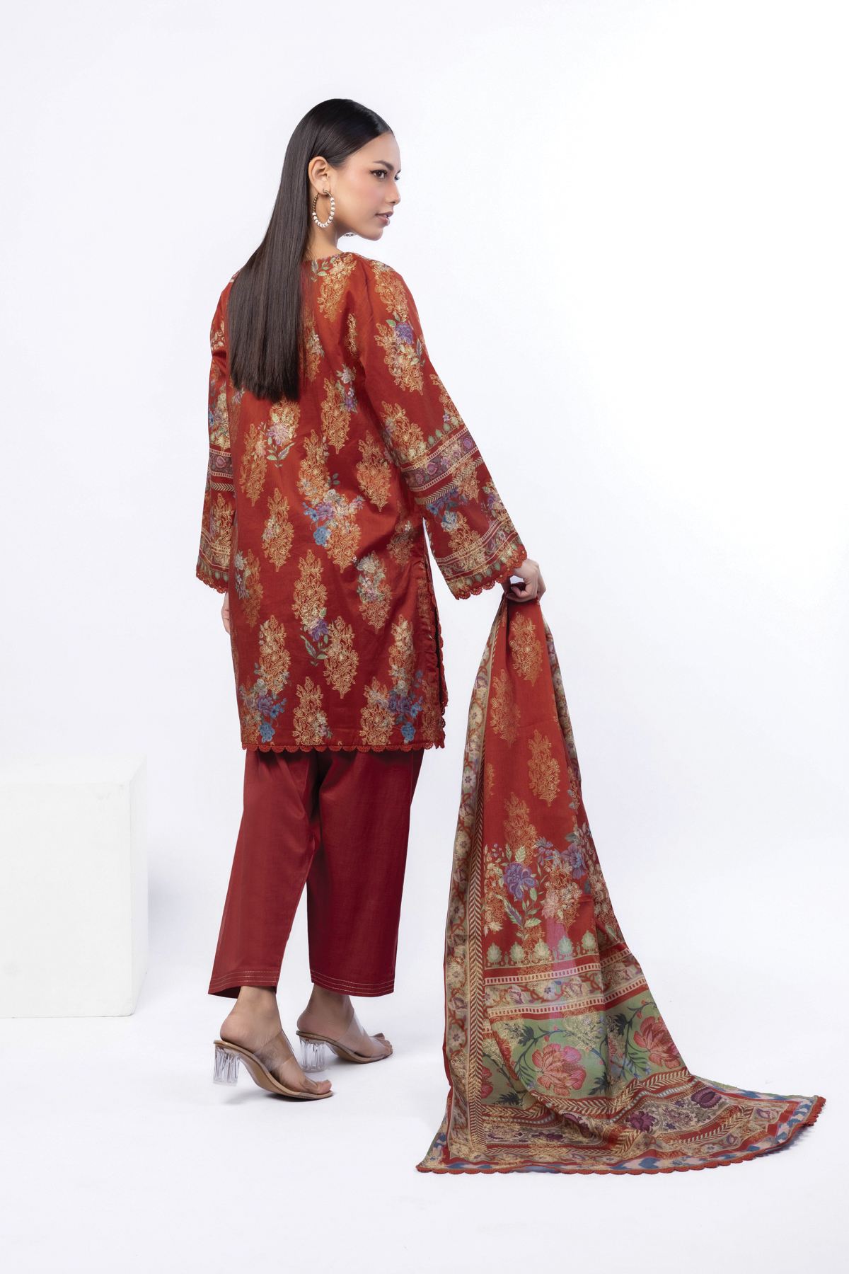 Printed Jacquard Tailored 3 Piece - T-A33-26-106FA-VG