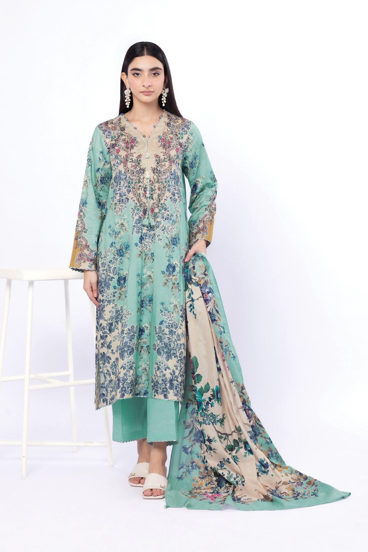 Printed Jacquard Tailored 3 Piece - T-A33-26-107FG-VG